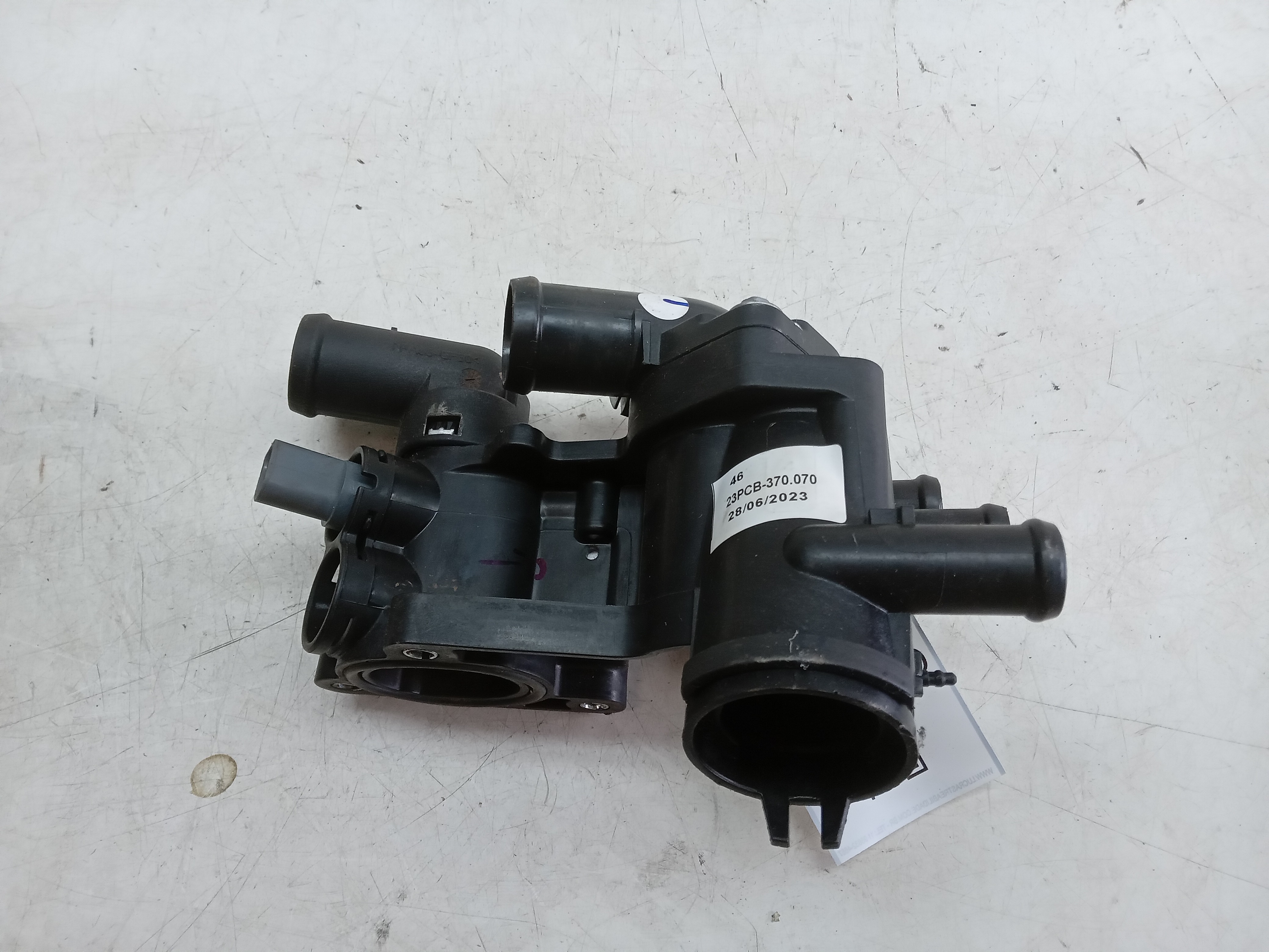CARCAÇA VALVULA TERMOSTATICA VW FOX 2016 2