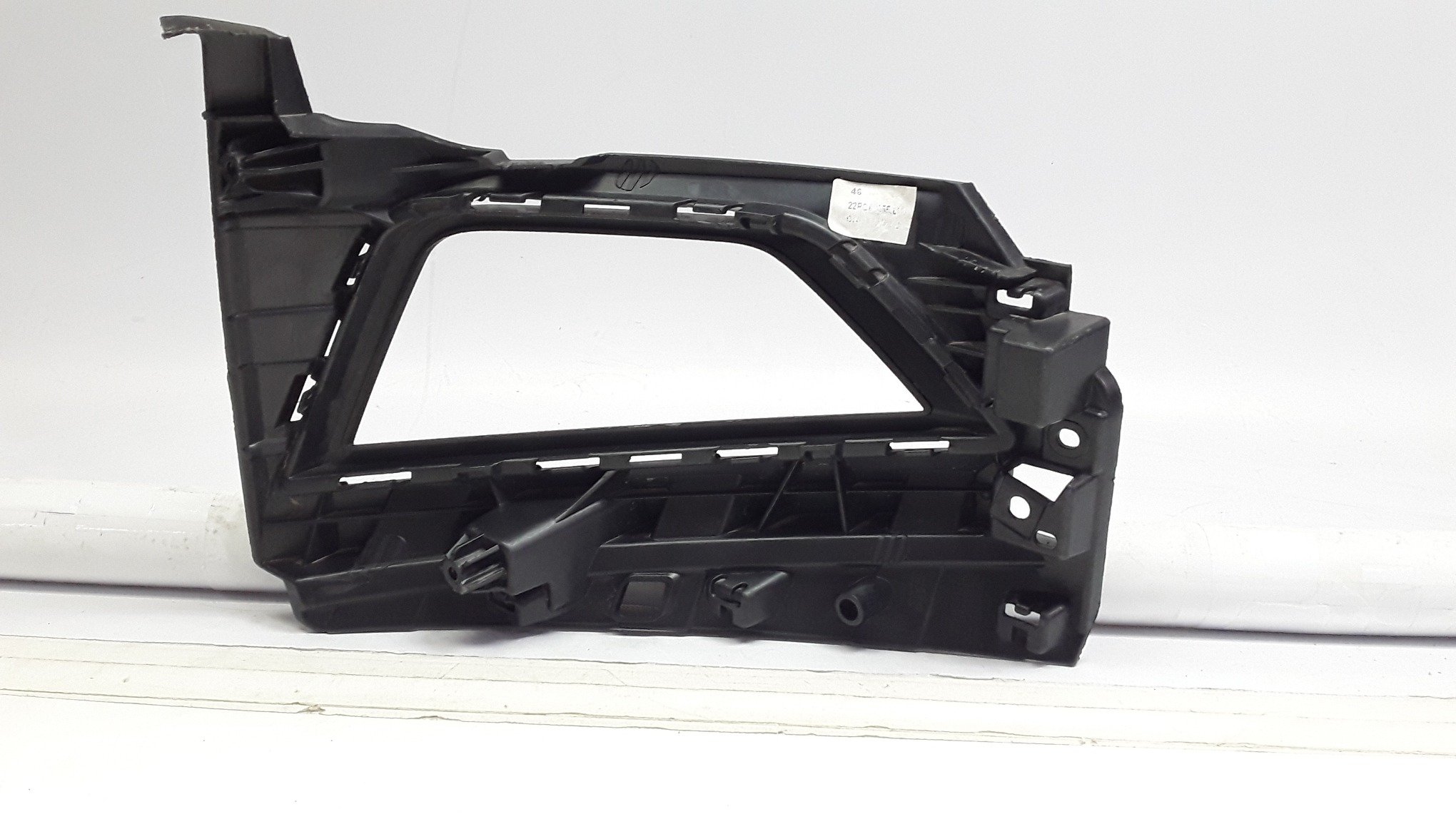 Grade Lateral Esquerda Farol De Milha Vw Polo Virtus 17 20 Preto Esquerdo 1