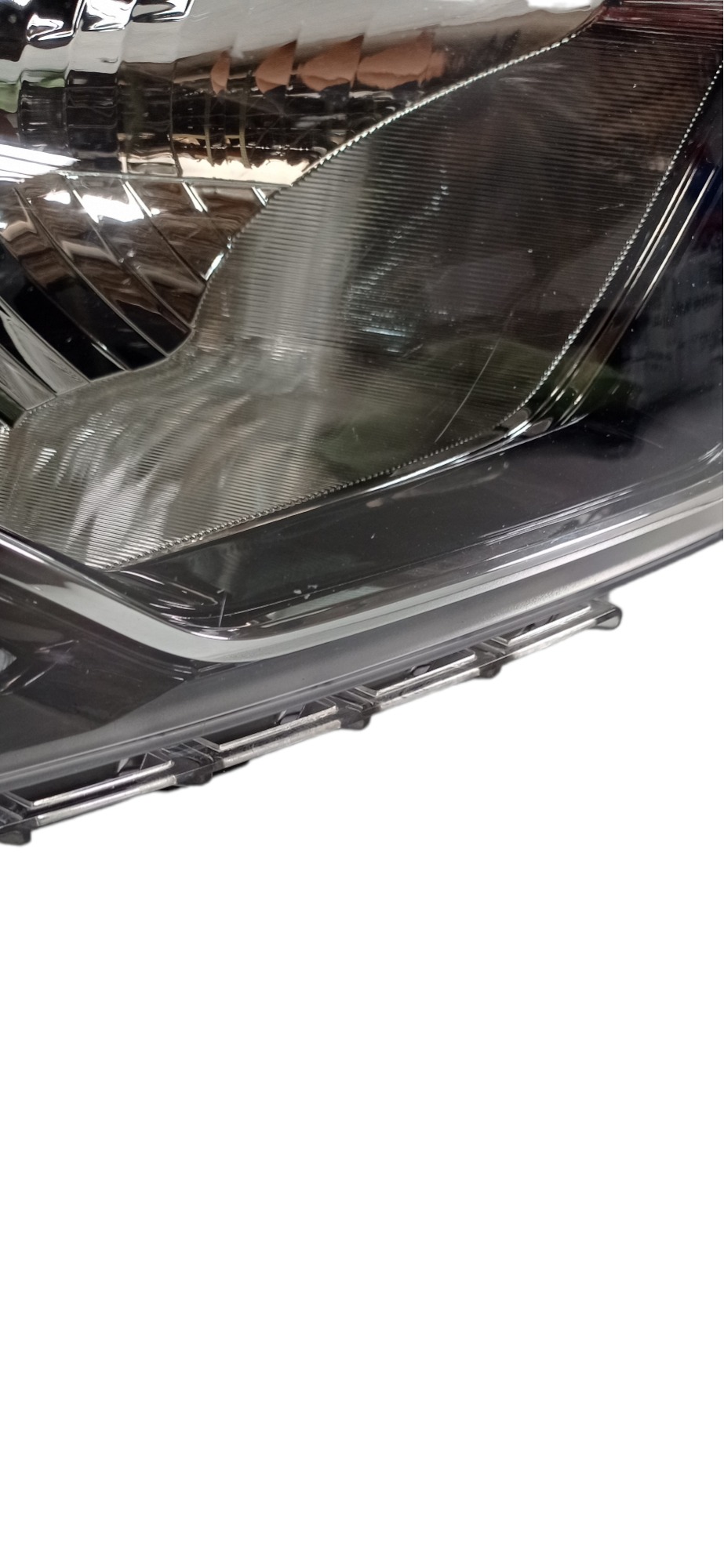 Farol Direito Com Led Onix Prisma 2016 2019 Marcara Negra 4