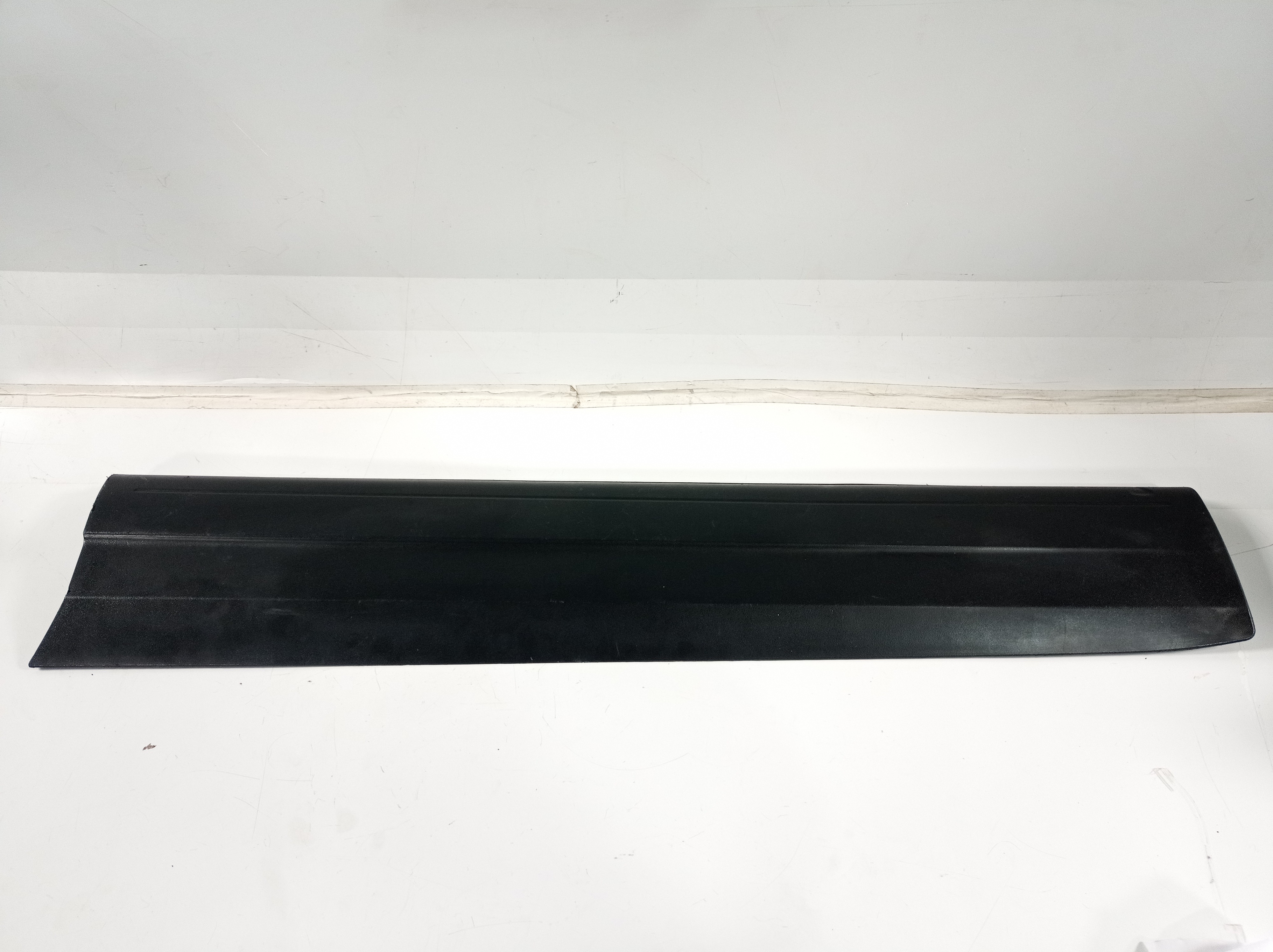 5n0854939a Friso Porta Diant Esq Vw Tiguan 2009 A 2012