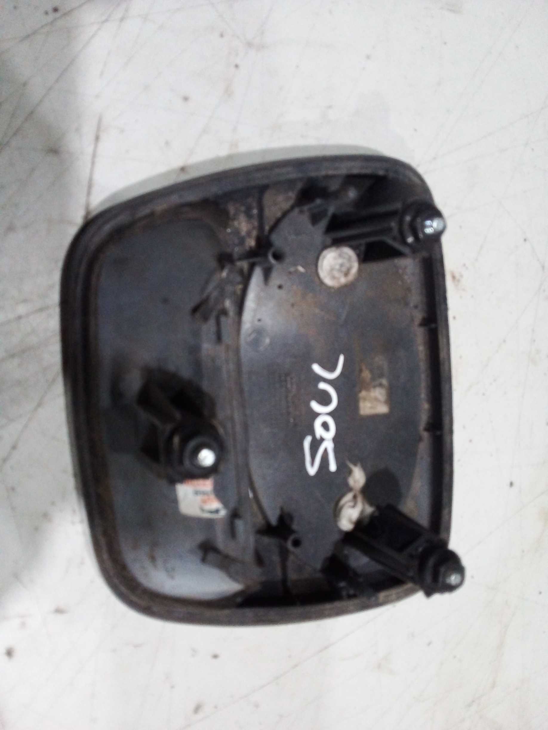 MOLDURA TAMPA TRASEIRA PICANTO 2013  817201Y000 1