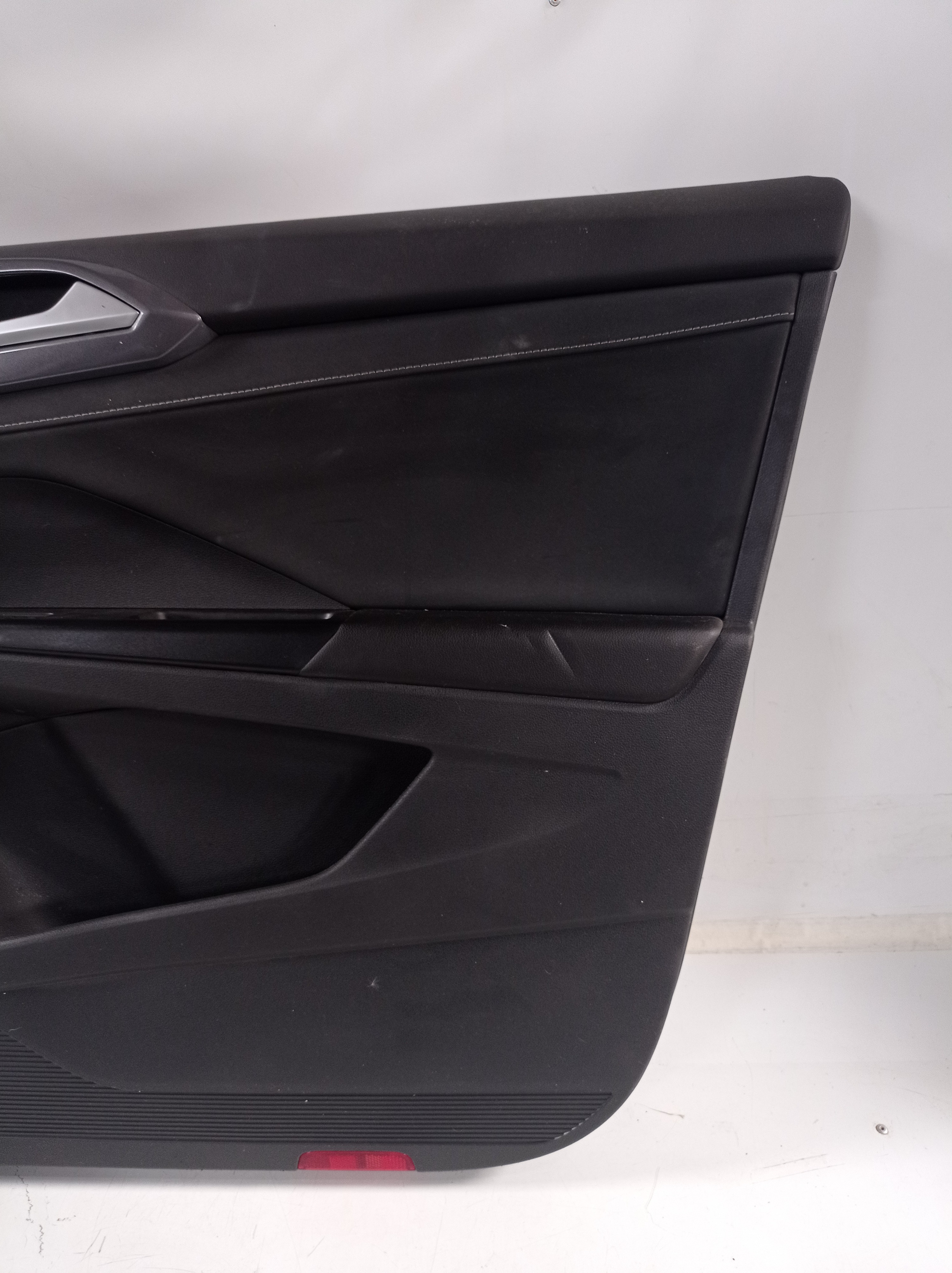 Forro De Porta Dianteira Direita Vw Taos 2020 2021 Original 3