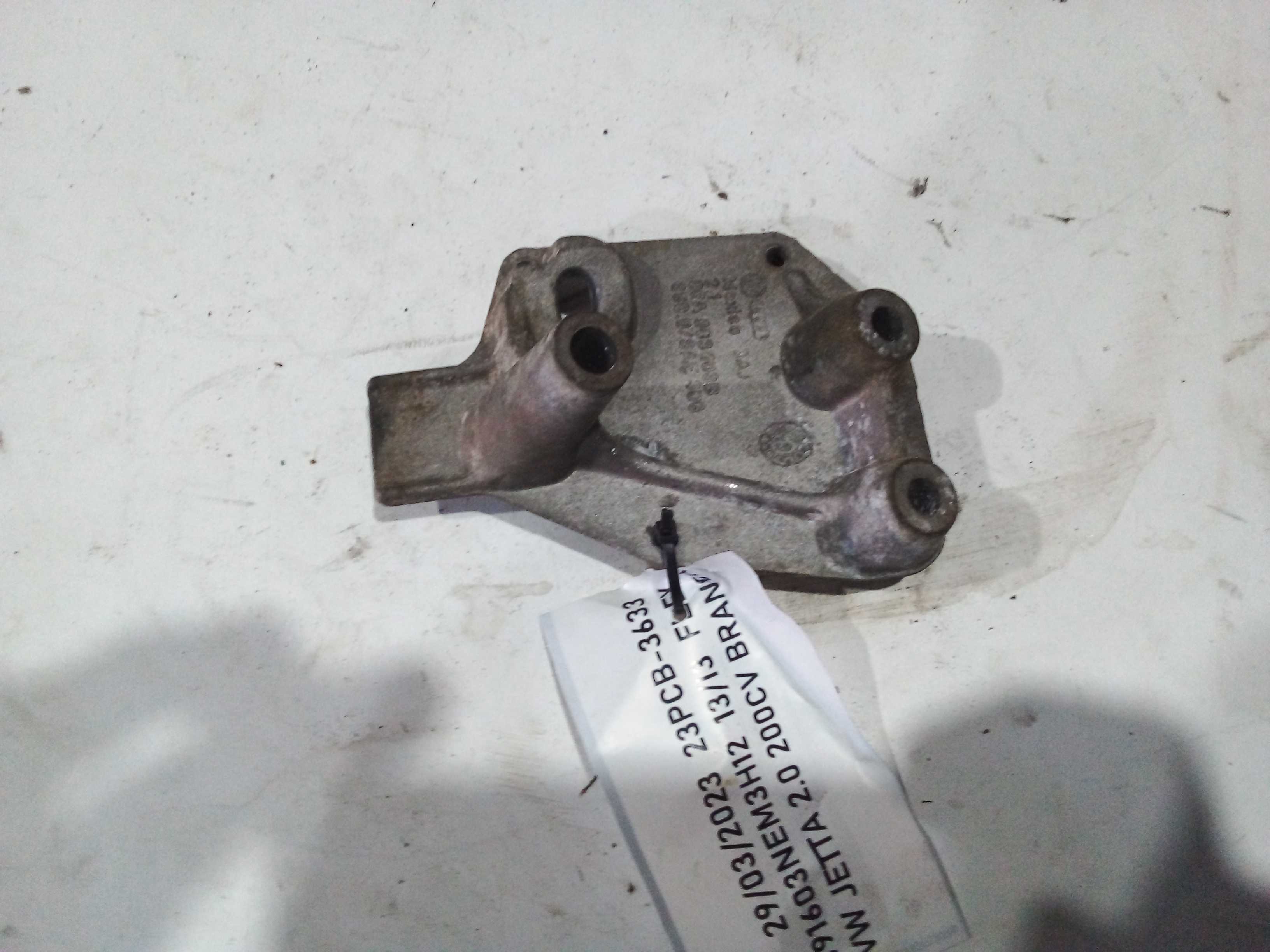 SUPORTE BOBINA IGNIÇÃO JETTA 2013 6A903103 2