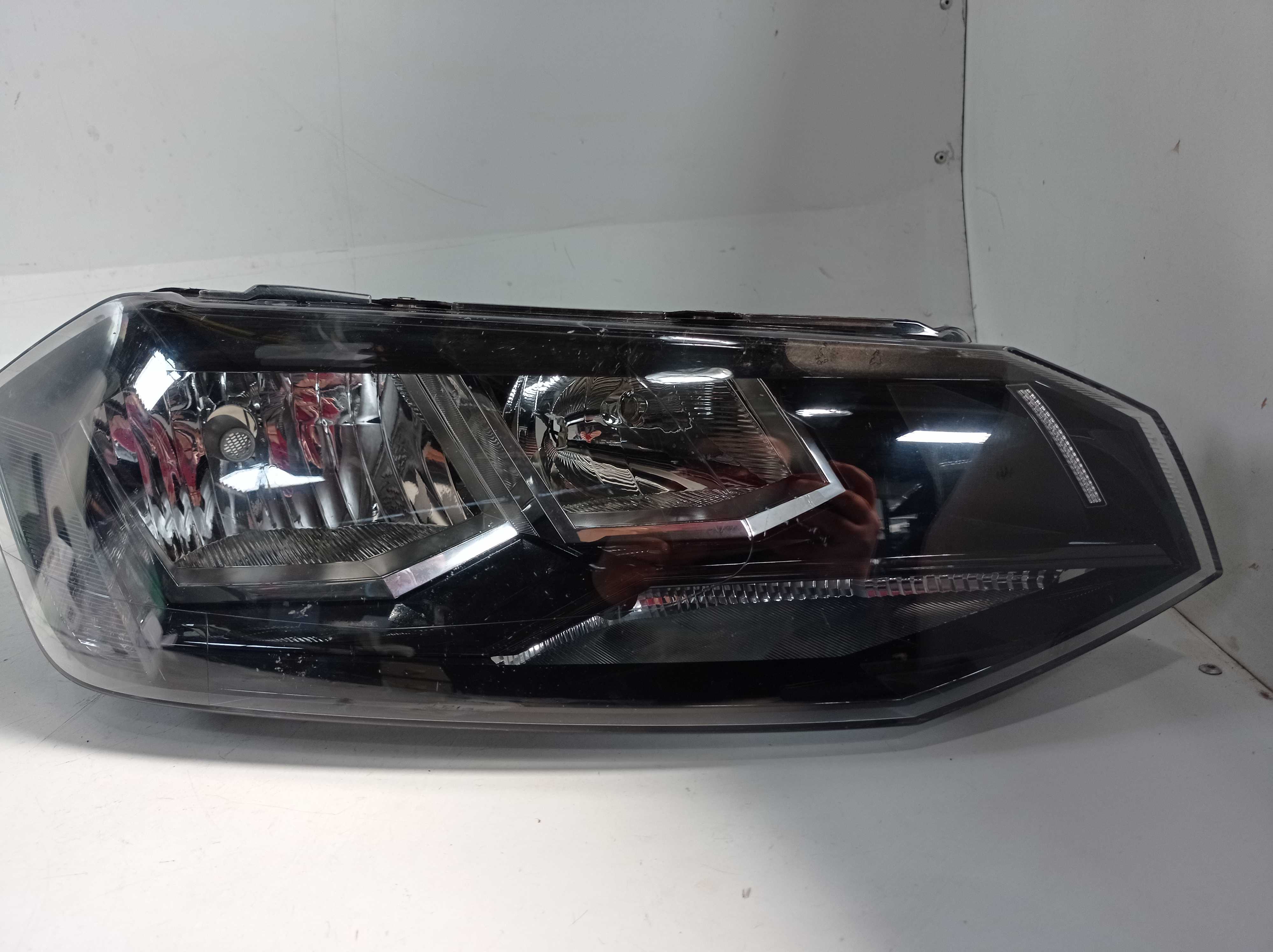 FAROL DIREITO VOLKSWAGEN POLO VIRTUS 2018 A 2021 RECUPERADO 3