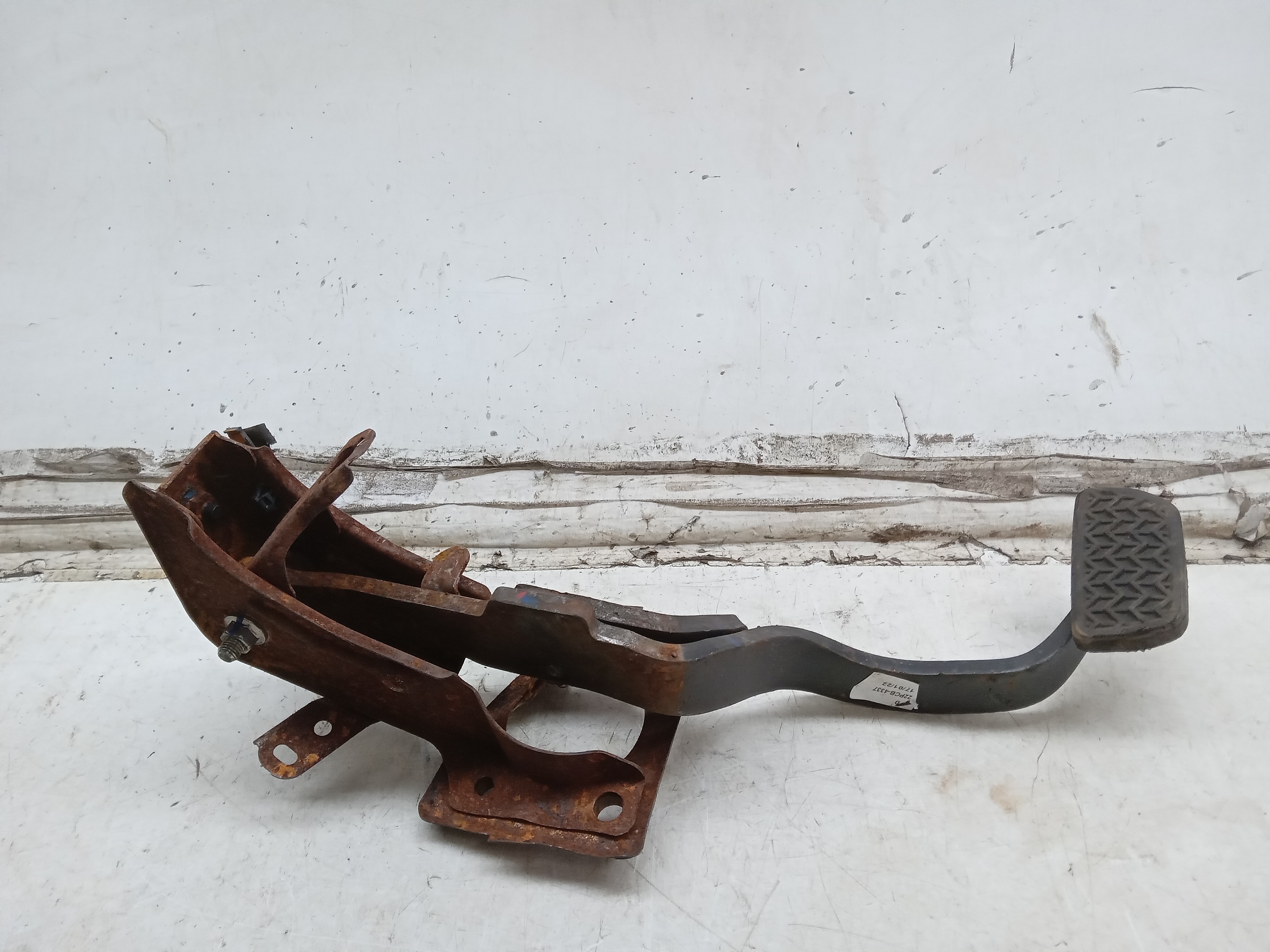 PEDAL FREIO TOYOTA HILUX 2012