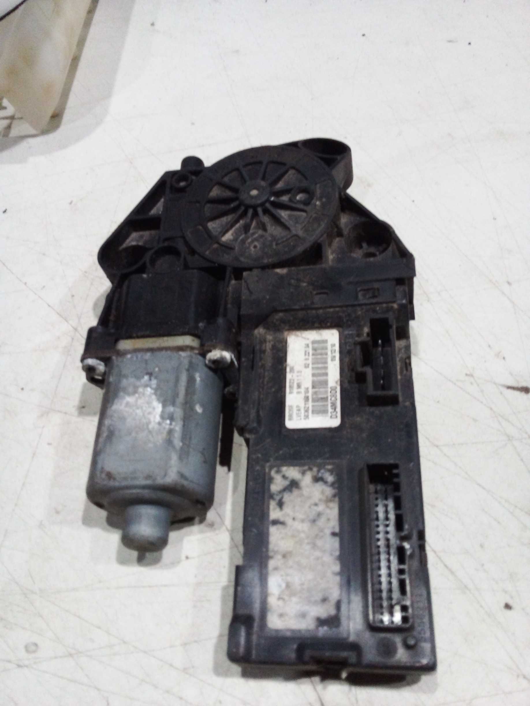 MOTOR MAQUINA VIDRO DIANT ESQ FKUENCE 2014 0130822479