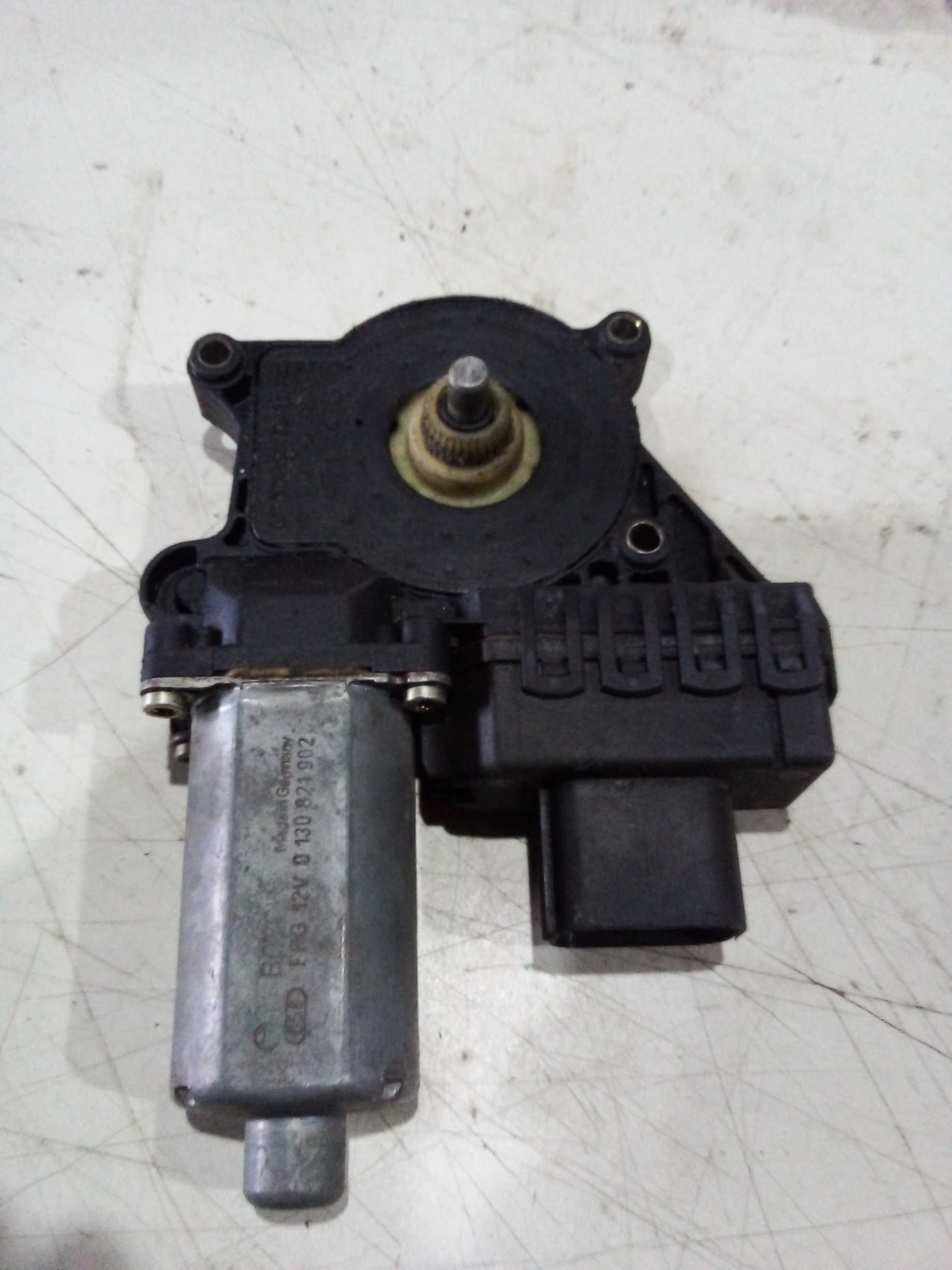 MOTOR MAQUINA VIDRO TRÁS DIREITO FOCUS 2006 130821902