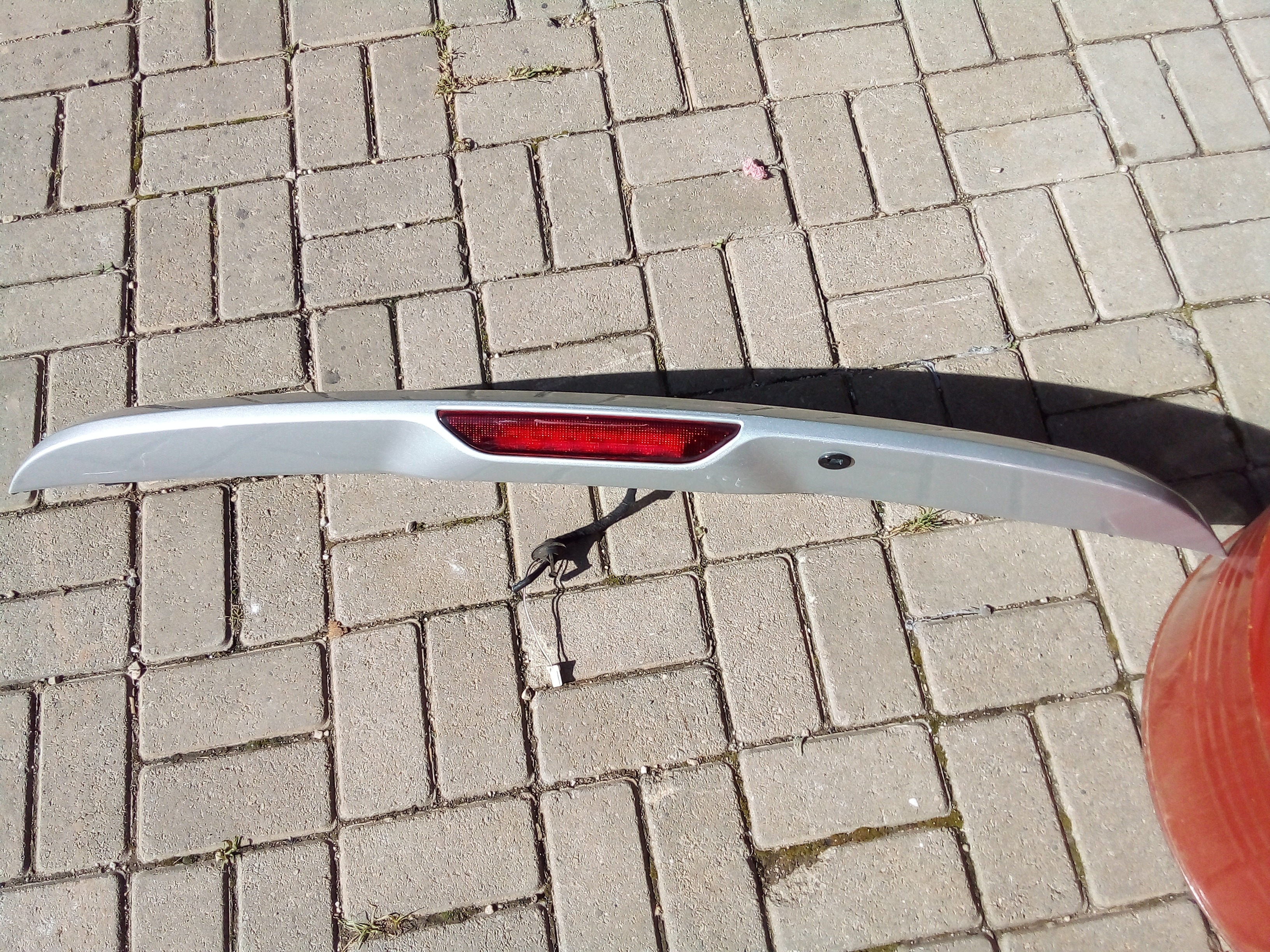 Aerofólio Tampa Traseira Cherokee Ltd 2012 Com Brake Light 3