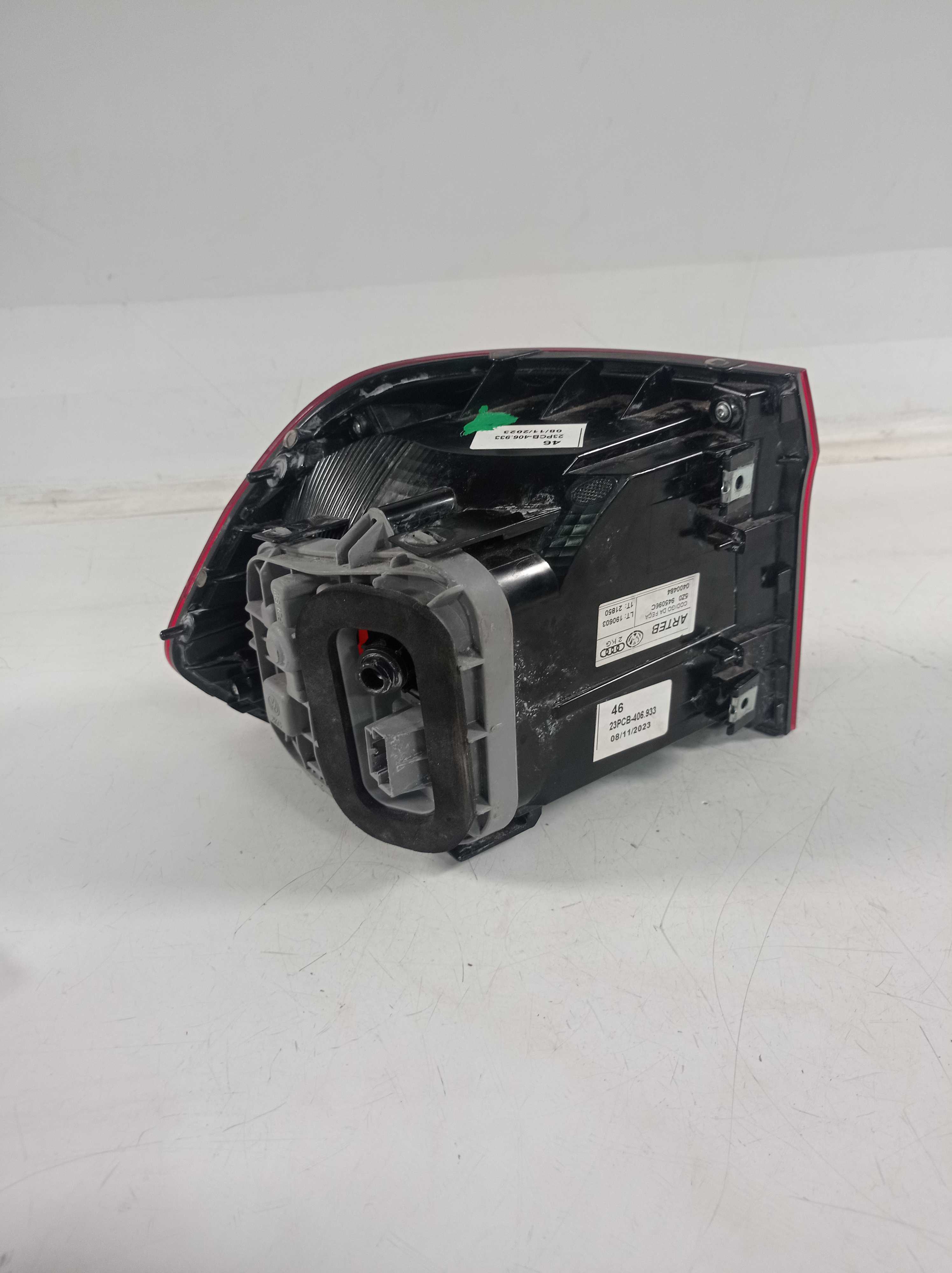 LANTERNA TRASEIRA DIREITA VW FOX 2015  A 2020 RECUPERADA 4