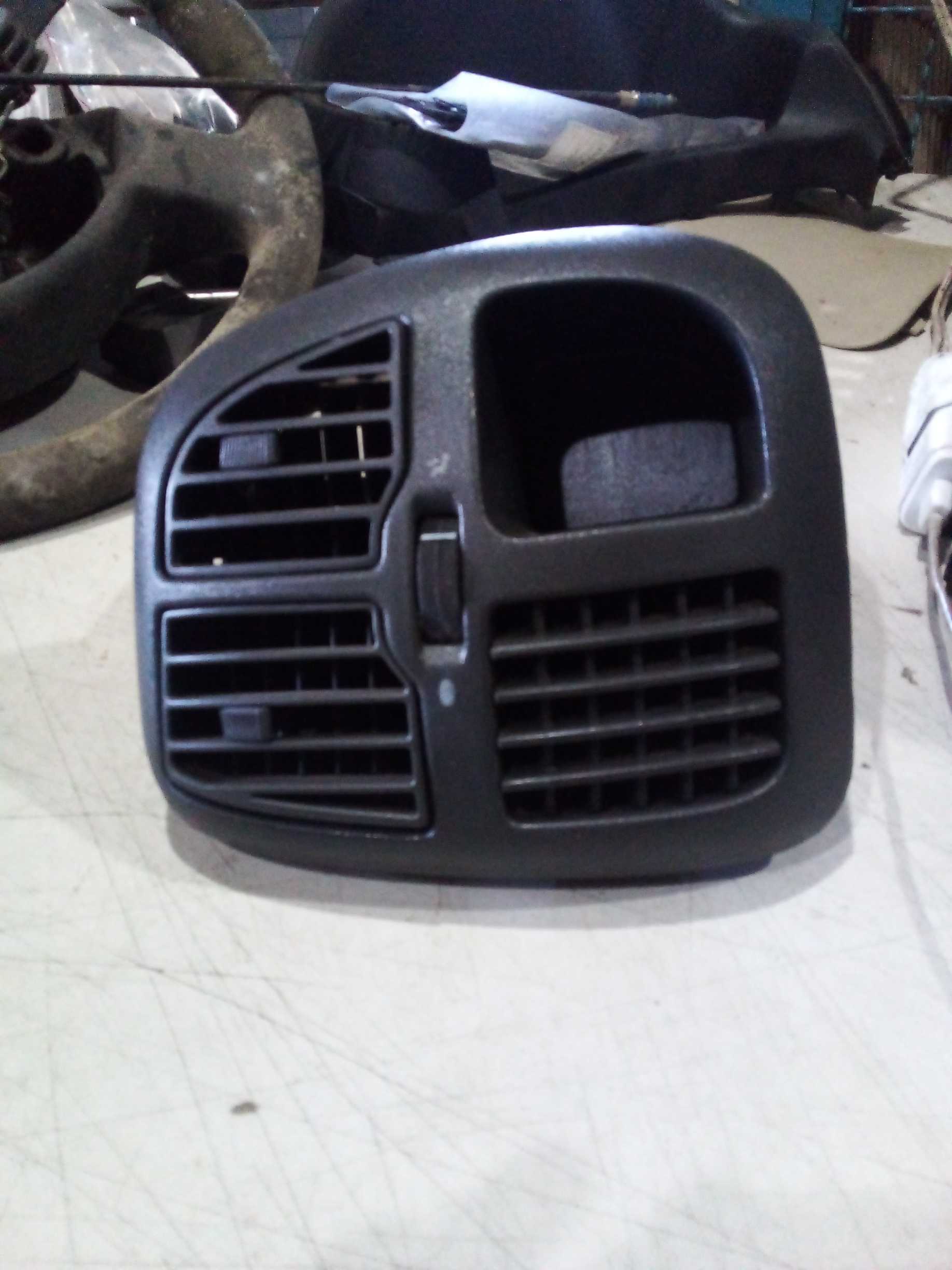 DIFUSOR AR LADO DIREITO DUCATO 2011 1