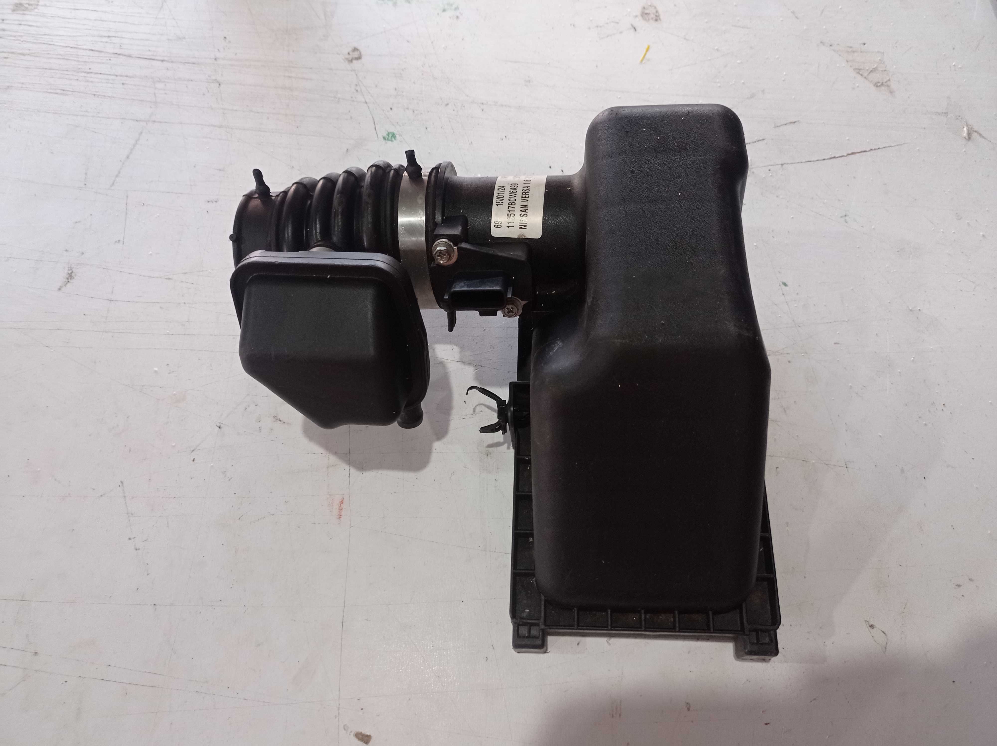 TAMPA FILTRO DE AR NISSAN VERSA 2019
