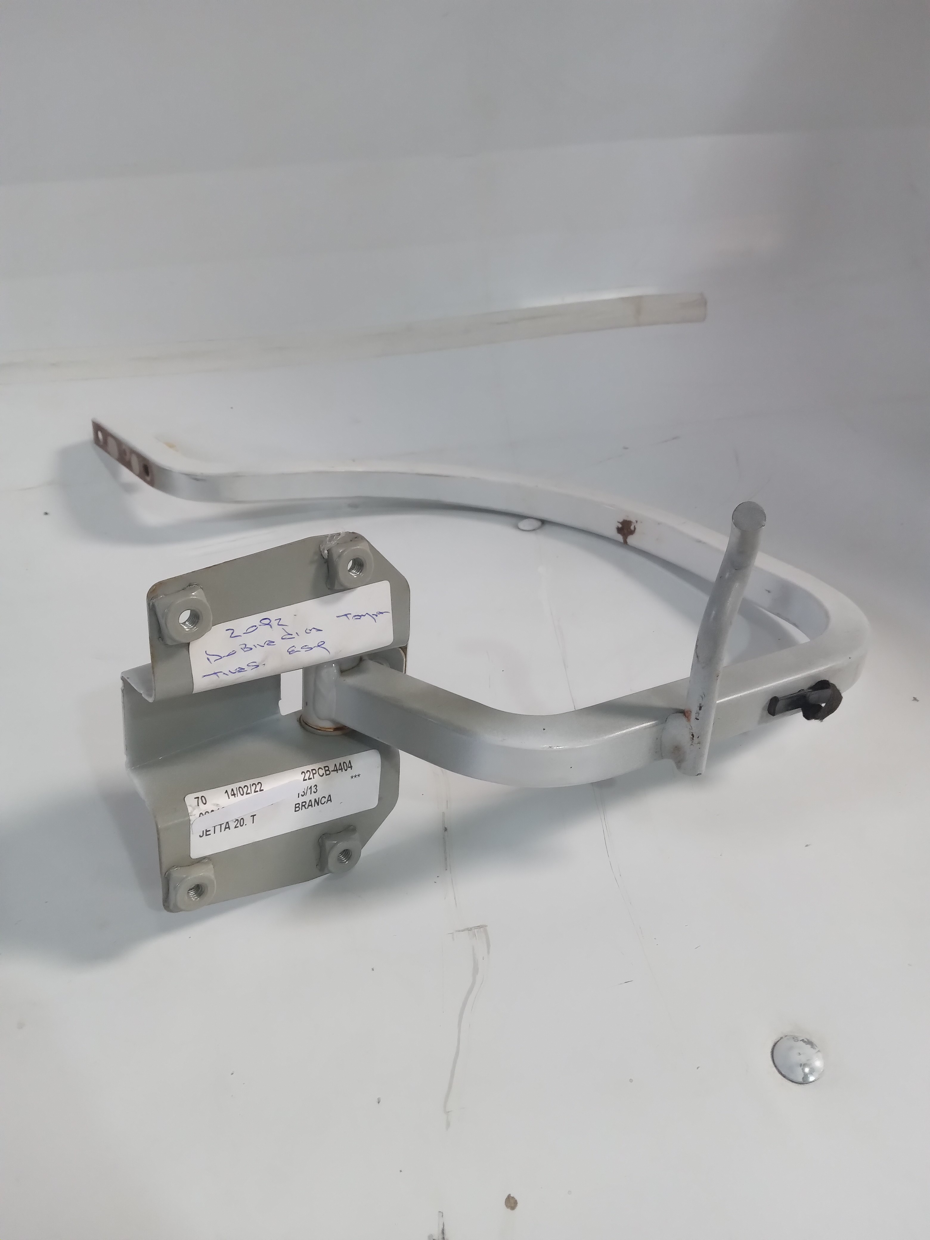 5c6827301 Dobradiça Esquerda Tampa Traseira Jetta Vw 2013 3
