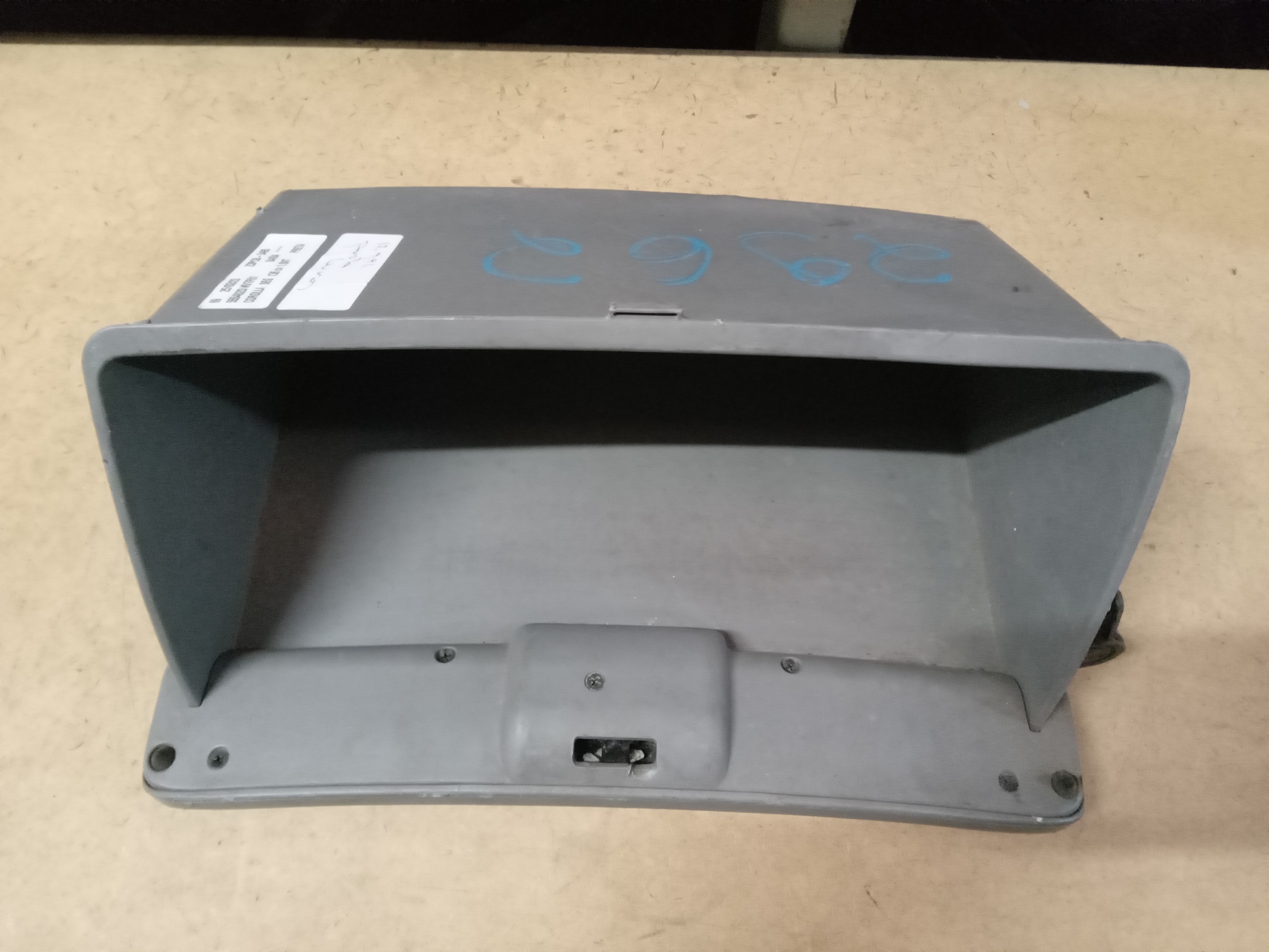 PORTA LUVAS TOYOTA COROLLA 2004 2