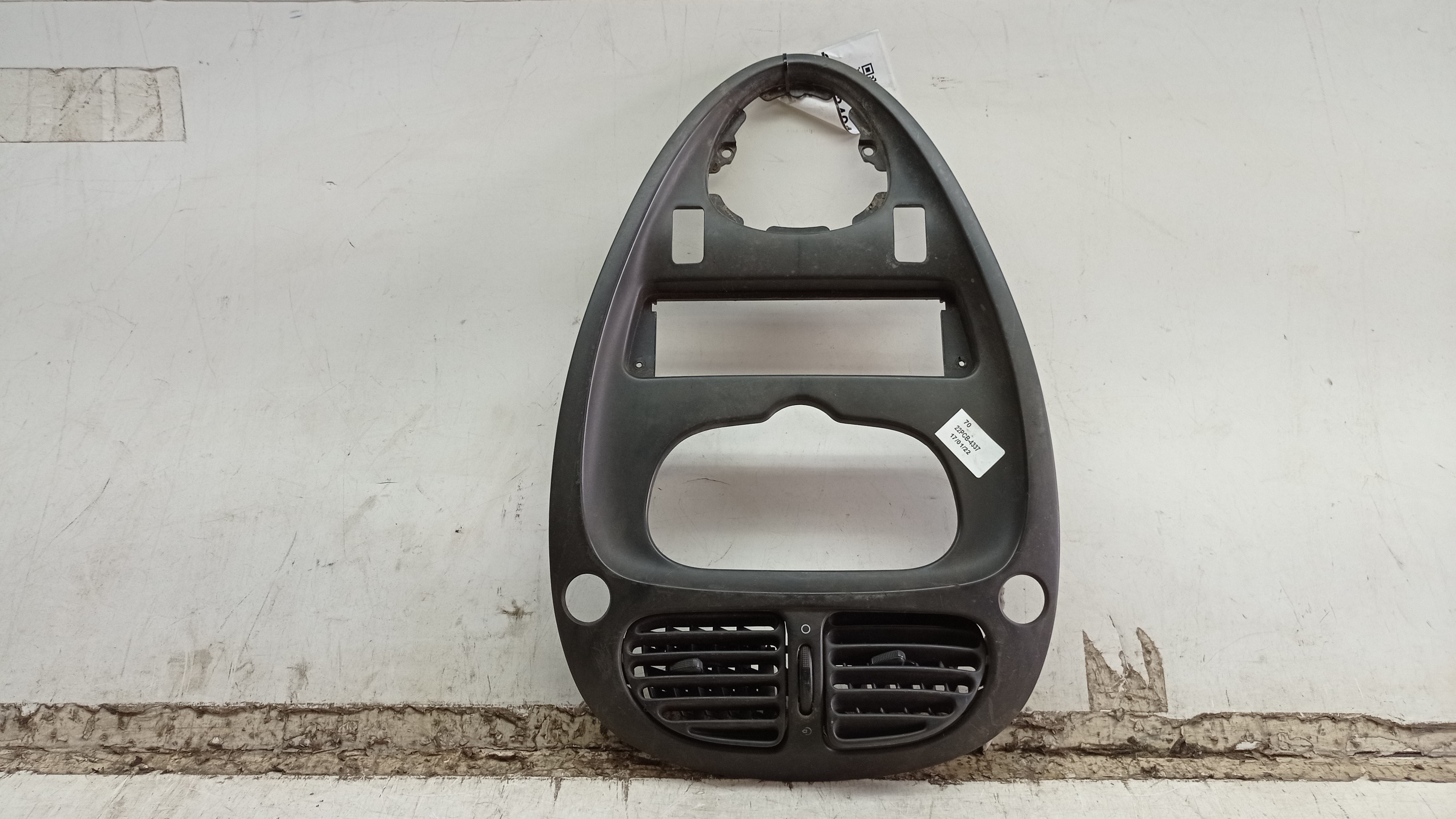 9631315877  Moldura Painel C Difusor Citroen Picasso