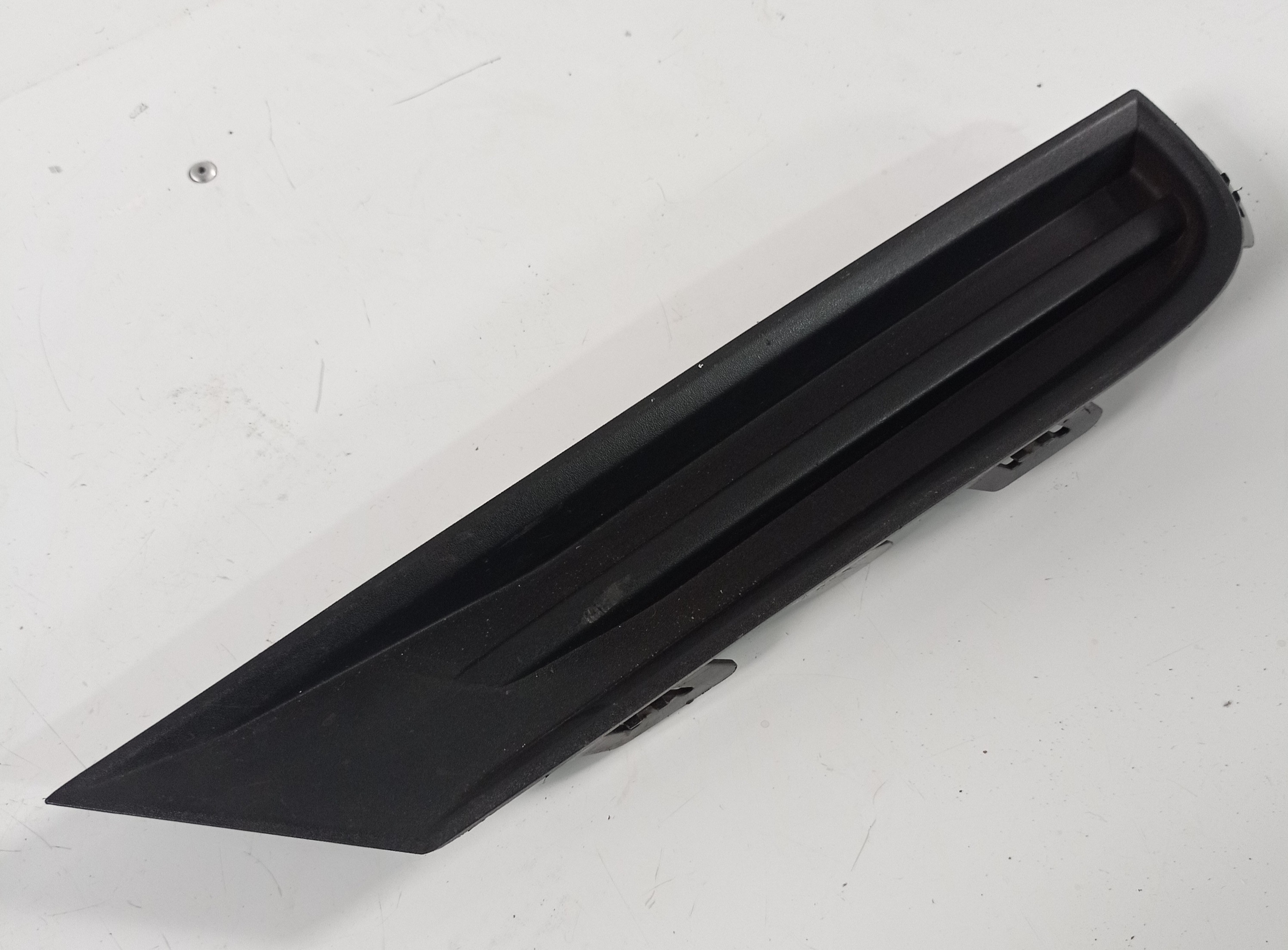 52141909 Moldura Parachoque Direito Chevrolet S10 2017 2019 3