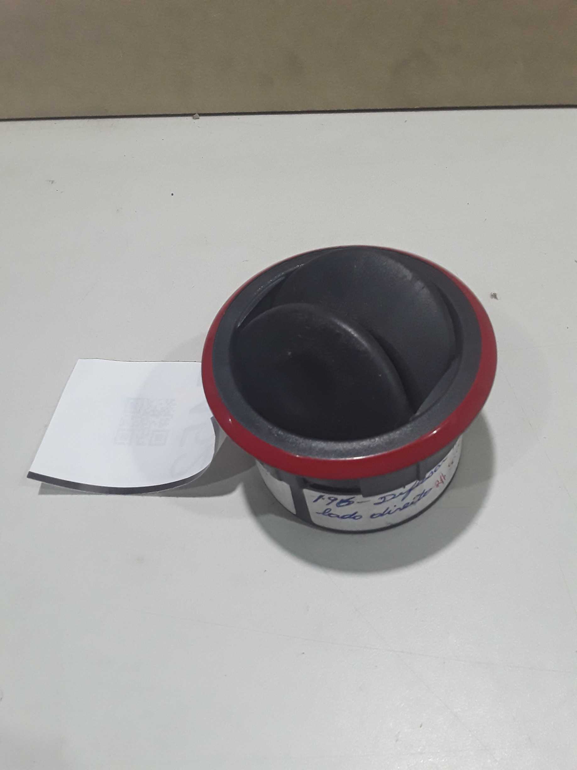8200532316 DIFUSOR DE AR LADO DIREITO SANDERO 2012 A 2013 1