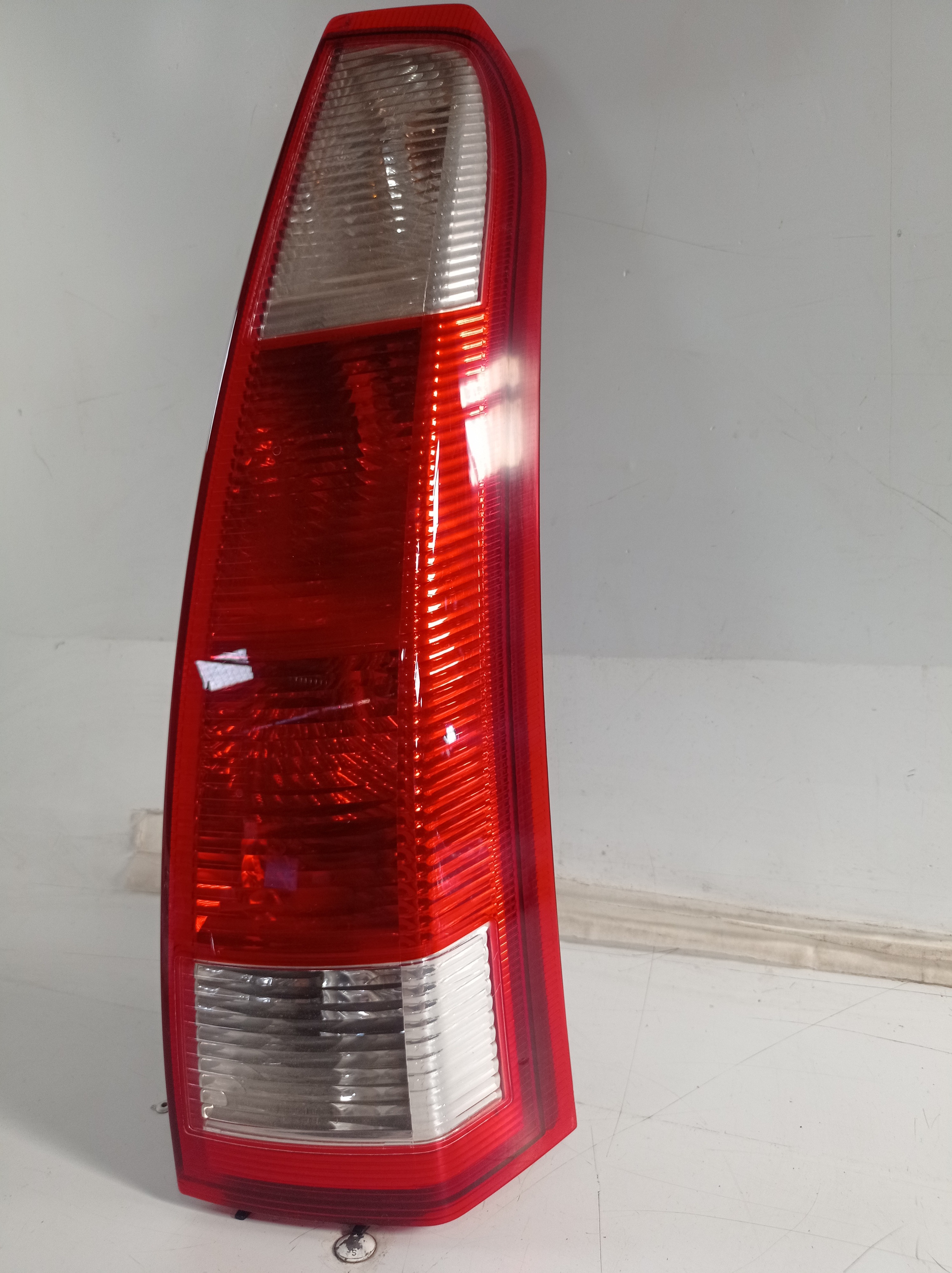 Lanterna tras Direita GM Meriva 2003 a 2006 recuperada 1
