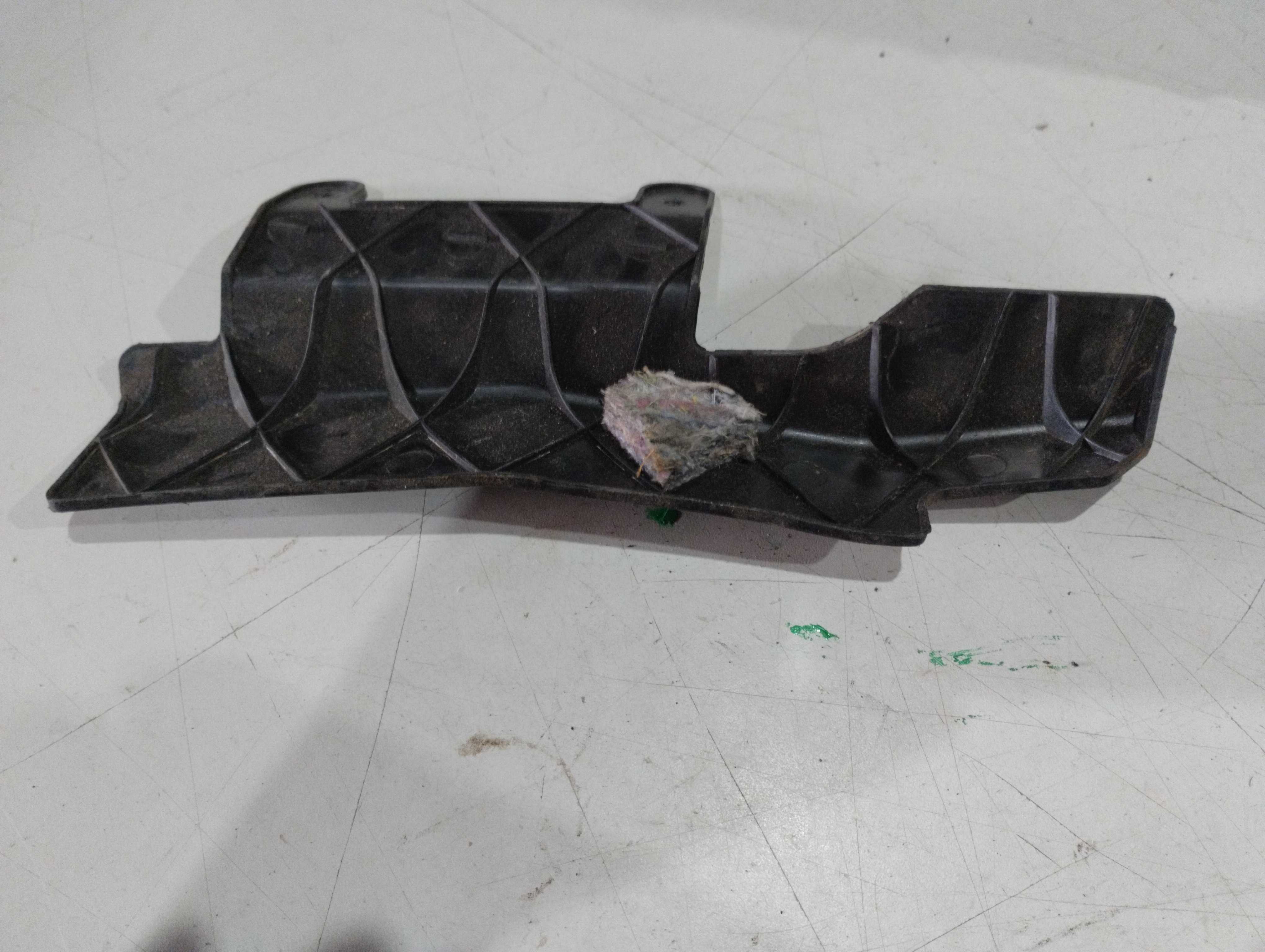 Acabamento maçaneta porta tras direita GM Agile 2008 a 2016 2