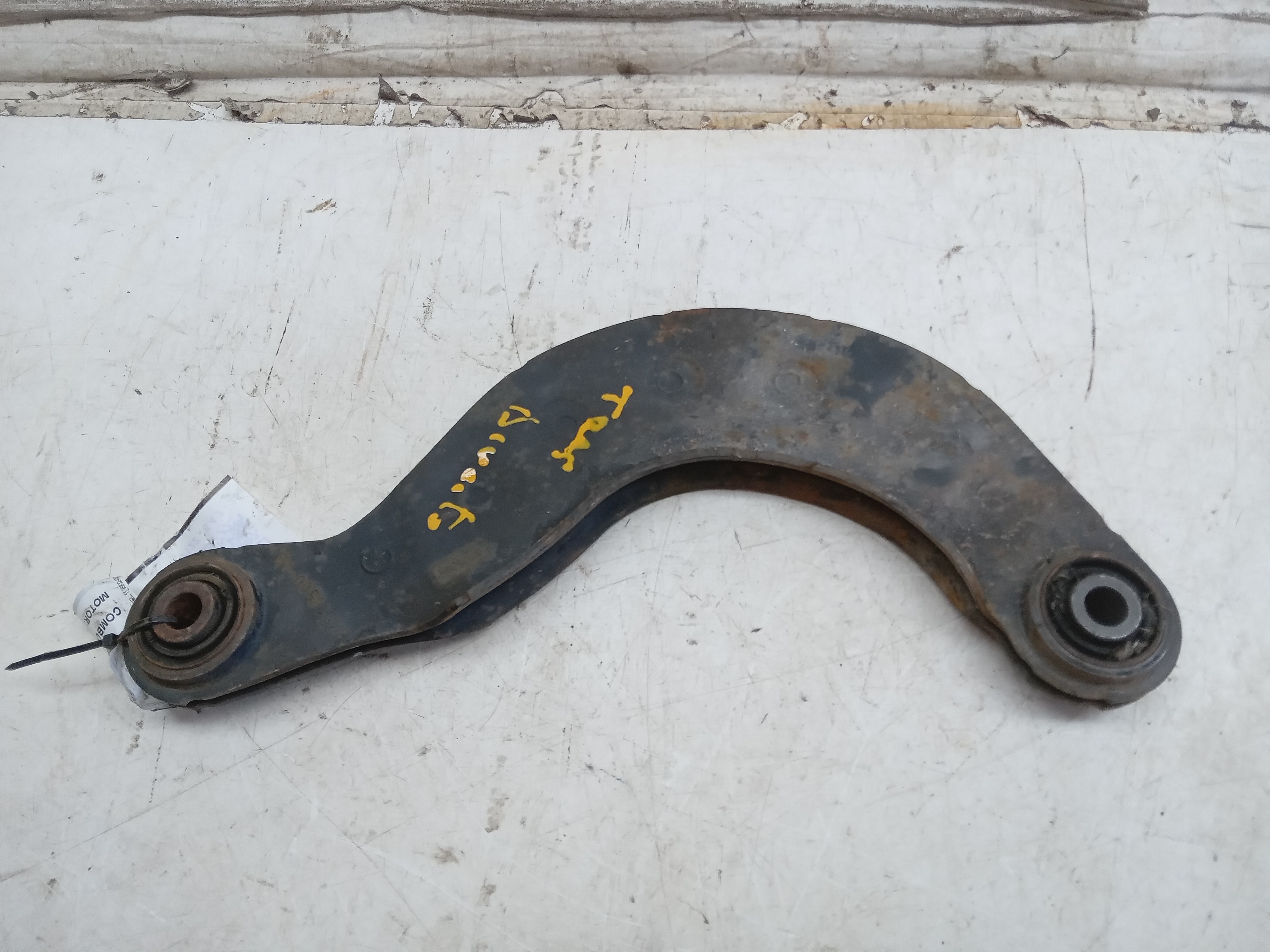 BRAÇO SUSPENSÃO SUPERIOR TRAS LD FORD FOCUS 2011 2