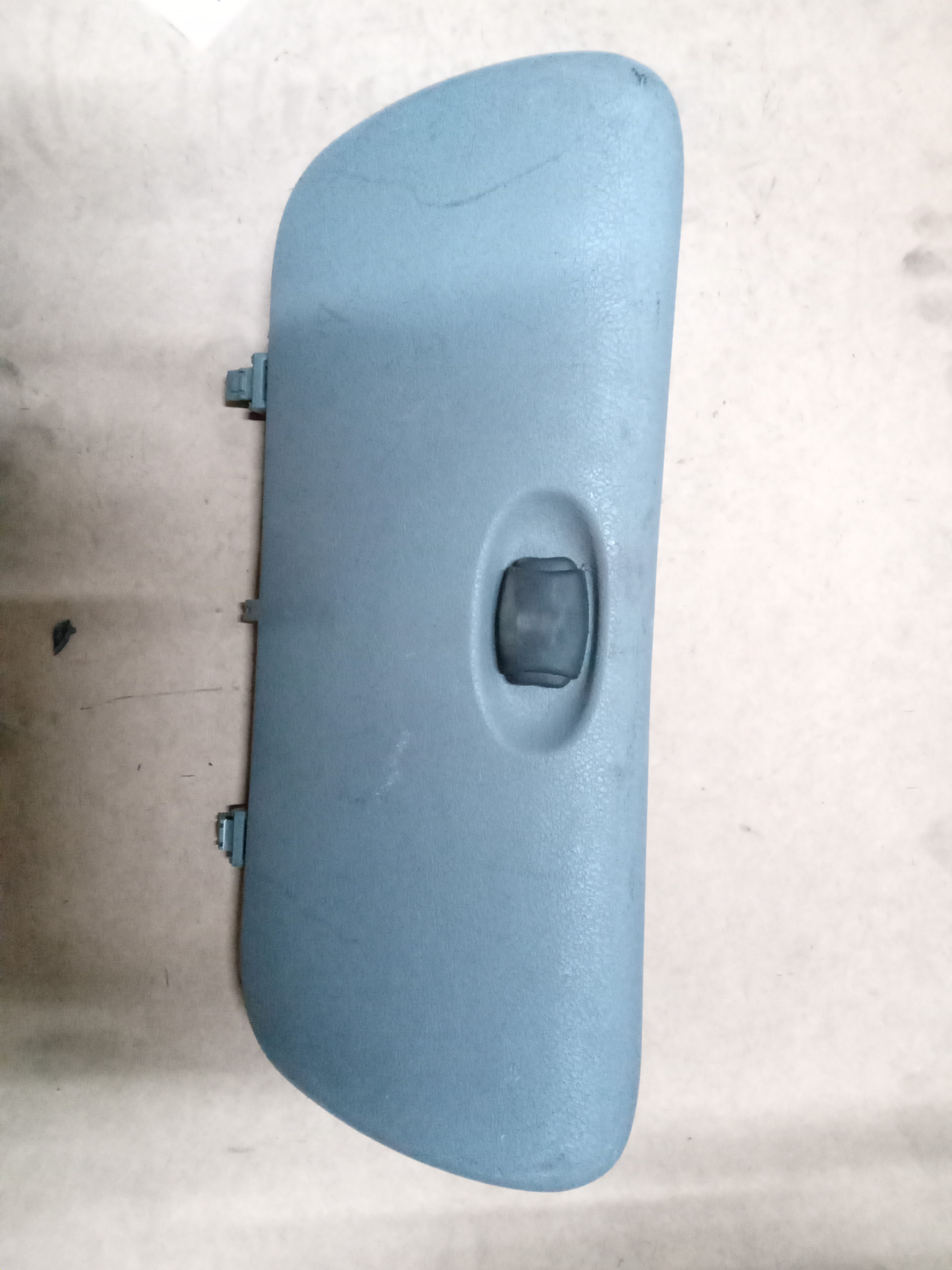 PORTA LUVAS RENAULT SCENIC 2000 1