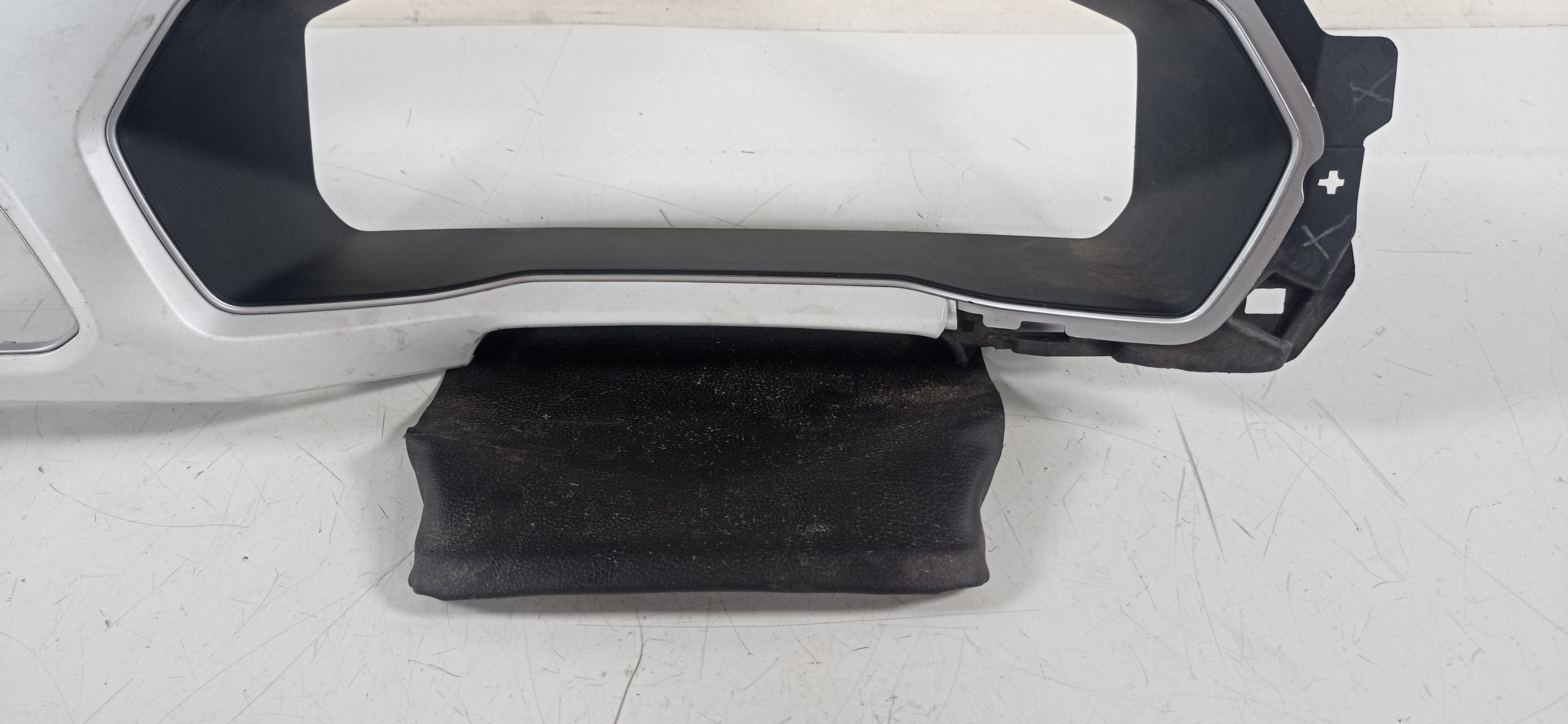 Moldura Painel Instrumentos Vw Taos 2021 2022 C/detalhes 2