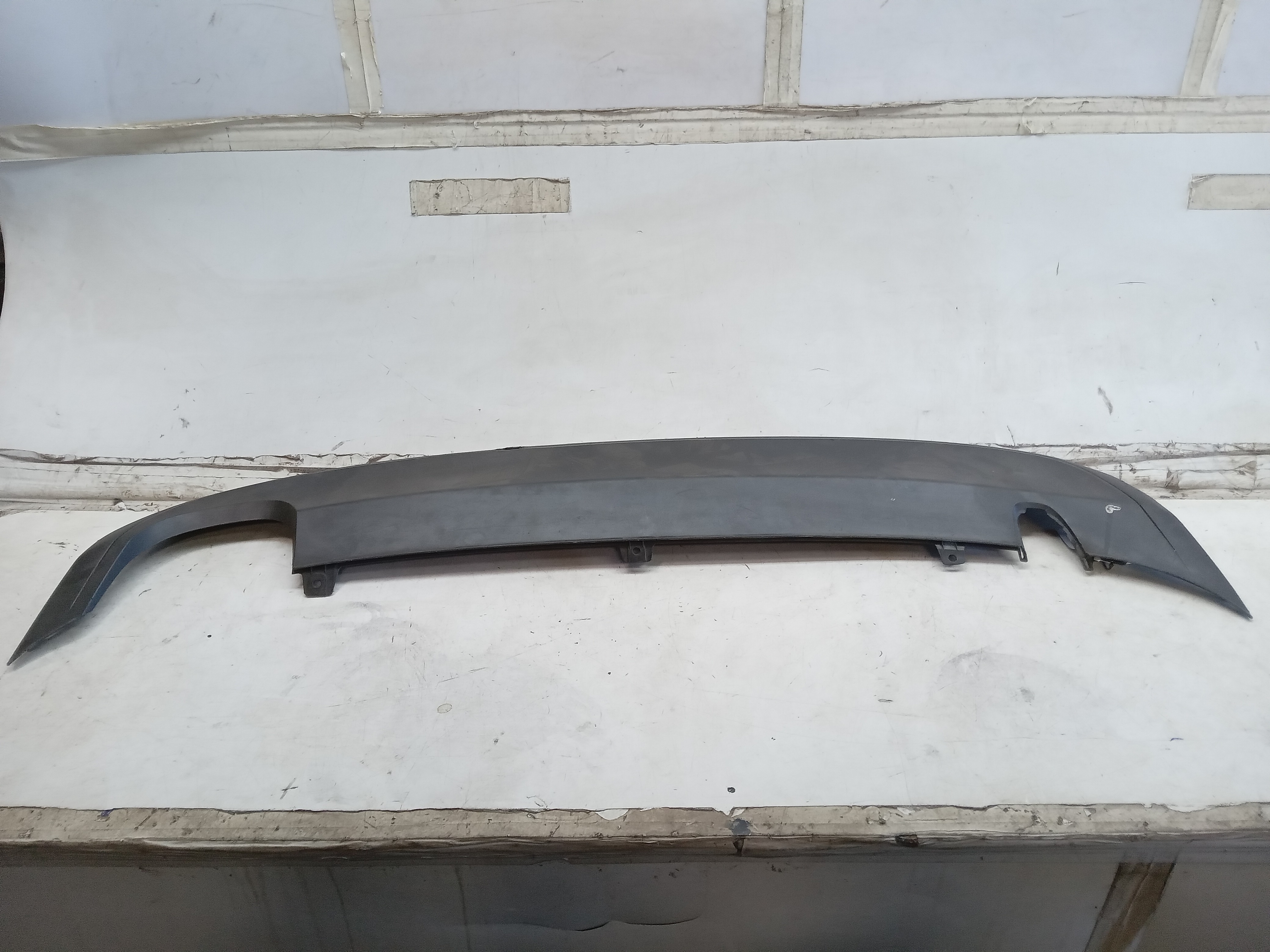 SPOILER APLIQUE PARACHOQUE TRASEIRO VW JETTA 2014