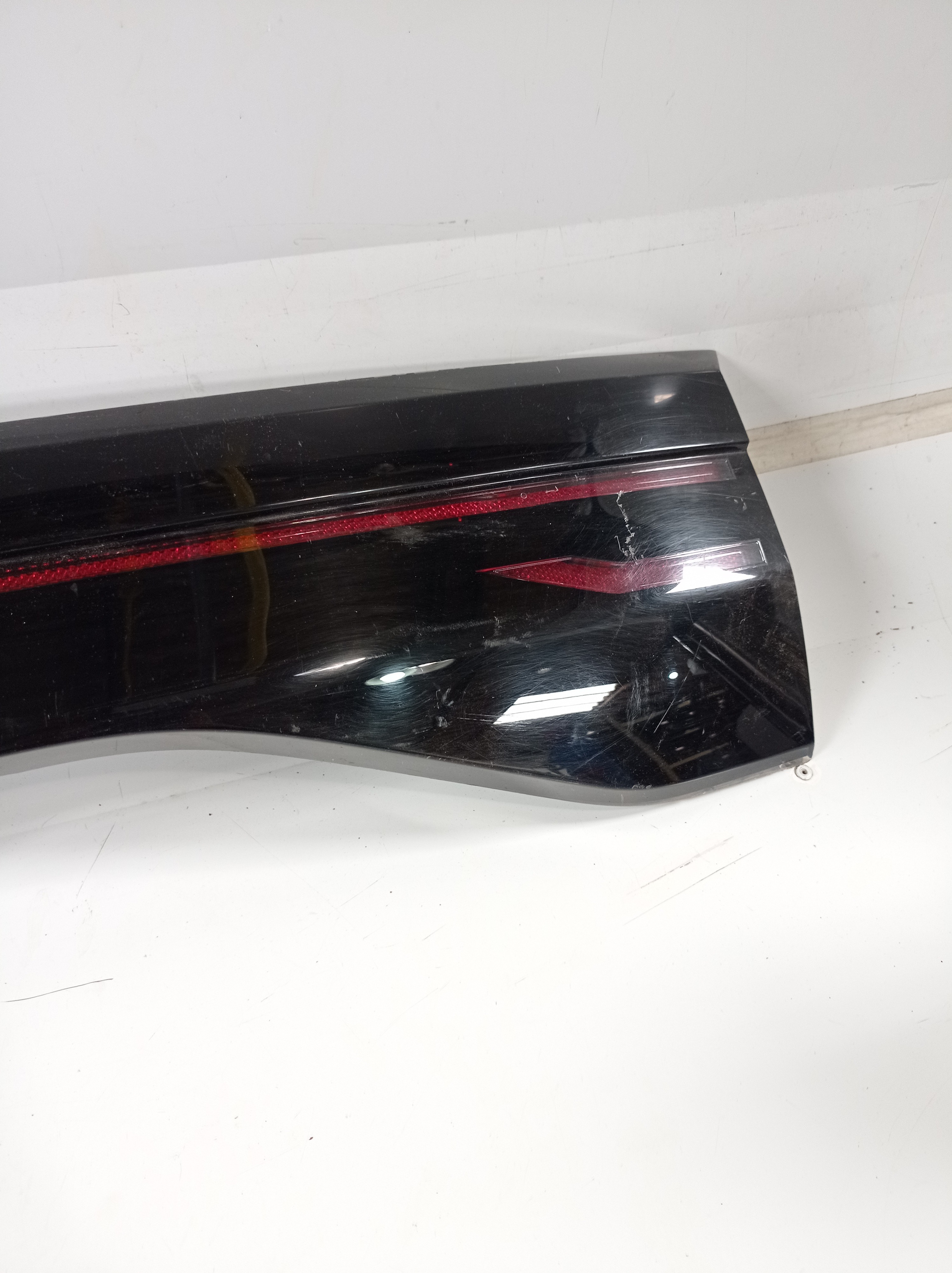 2gp827577 Moldura Aplique Tampa Traseira Vw Tcross 2019 2020 5