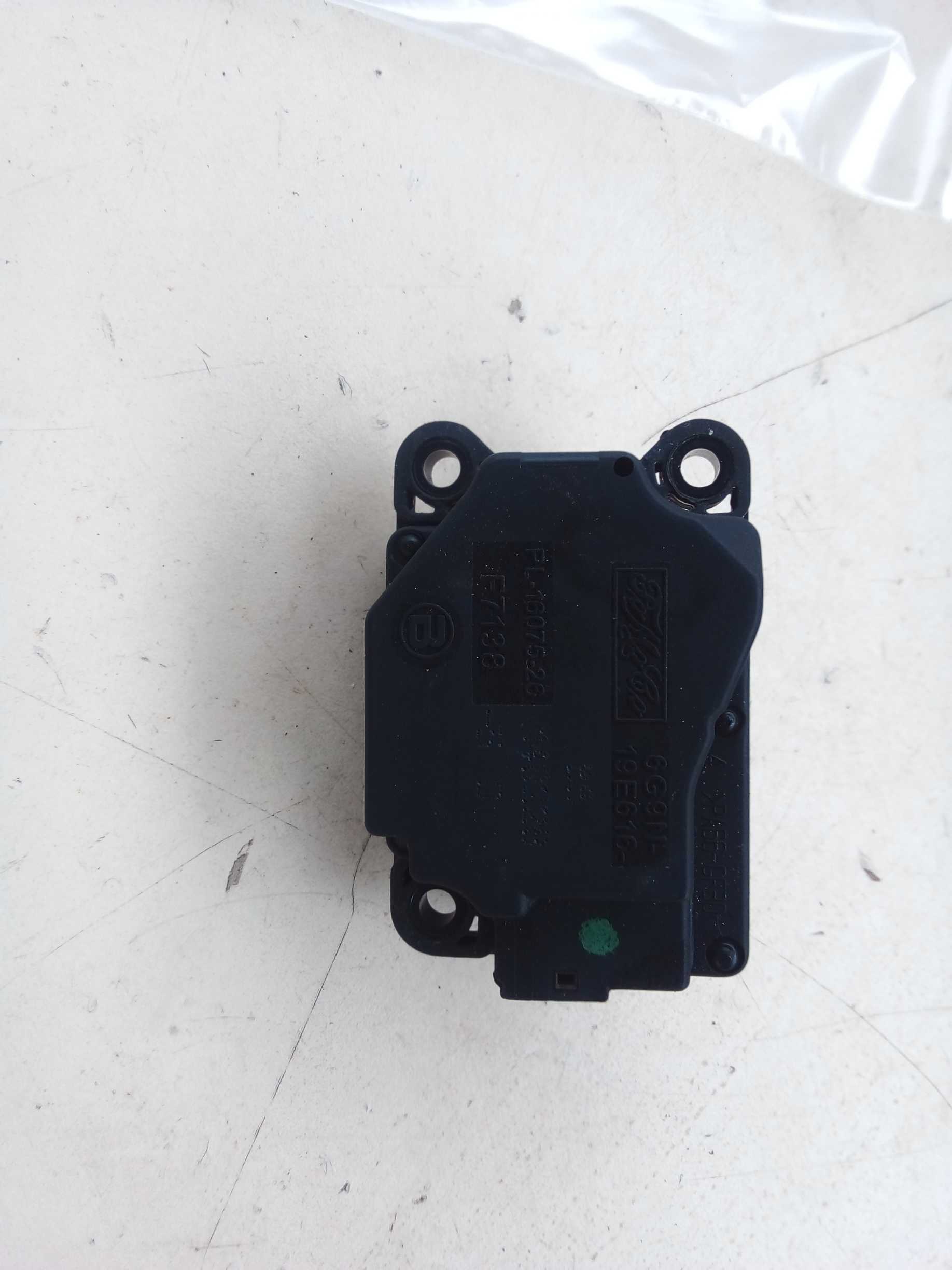 MOTOR ATUADOR CAIXA RESONADORA VOLVO XC60 2014