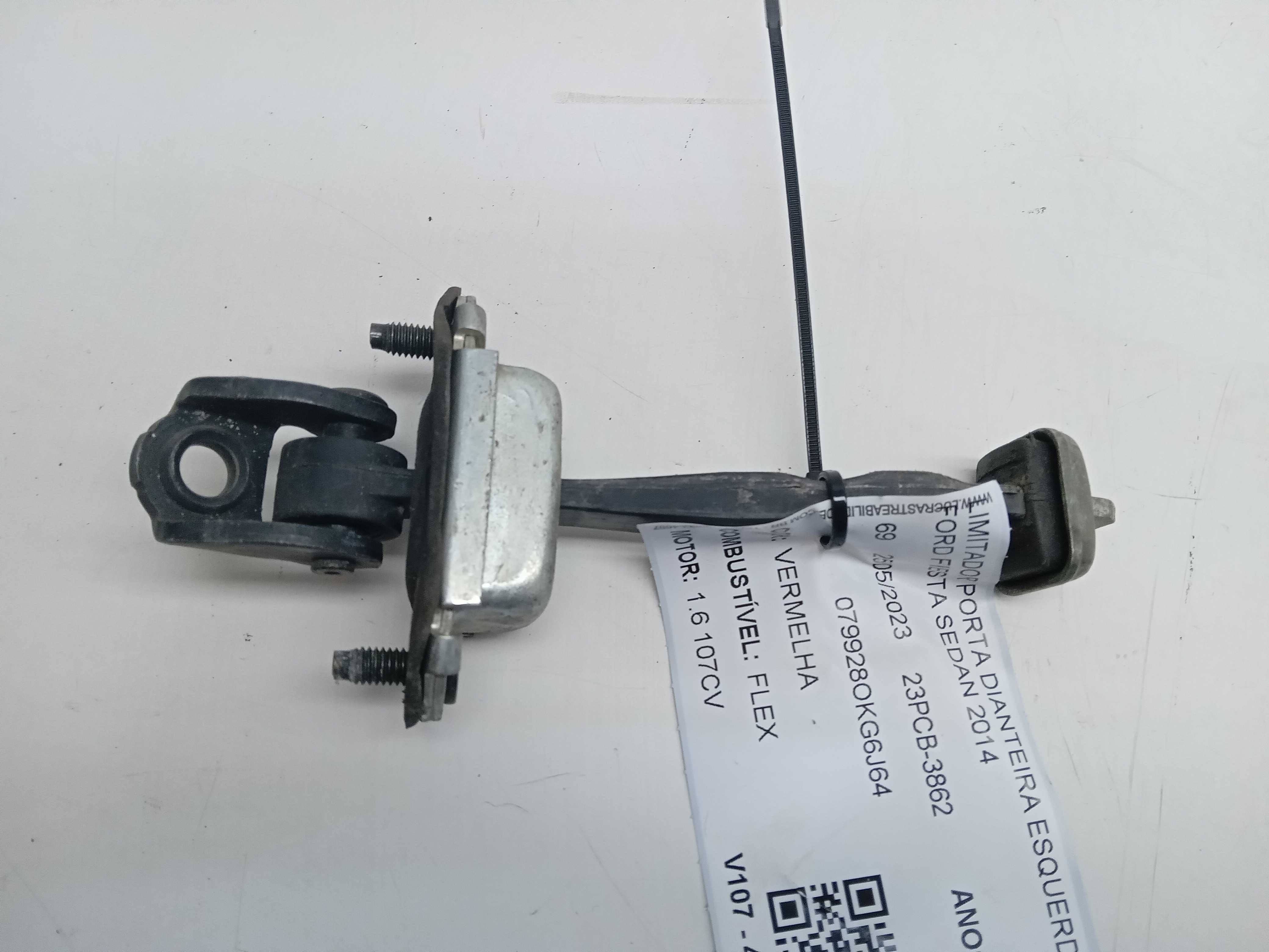 LIMITADOR PORTA DIANTEIRA ESQUERDA FORD FIESTA SEDAN 2014 1