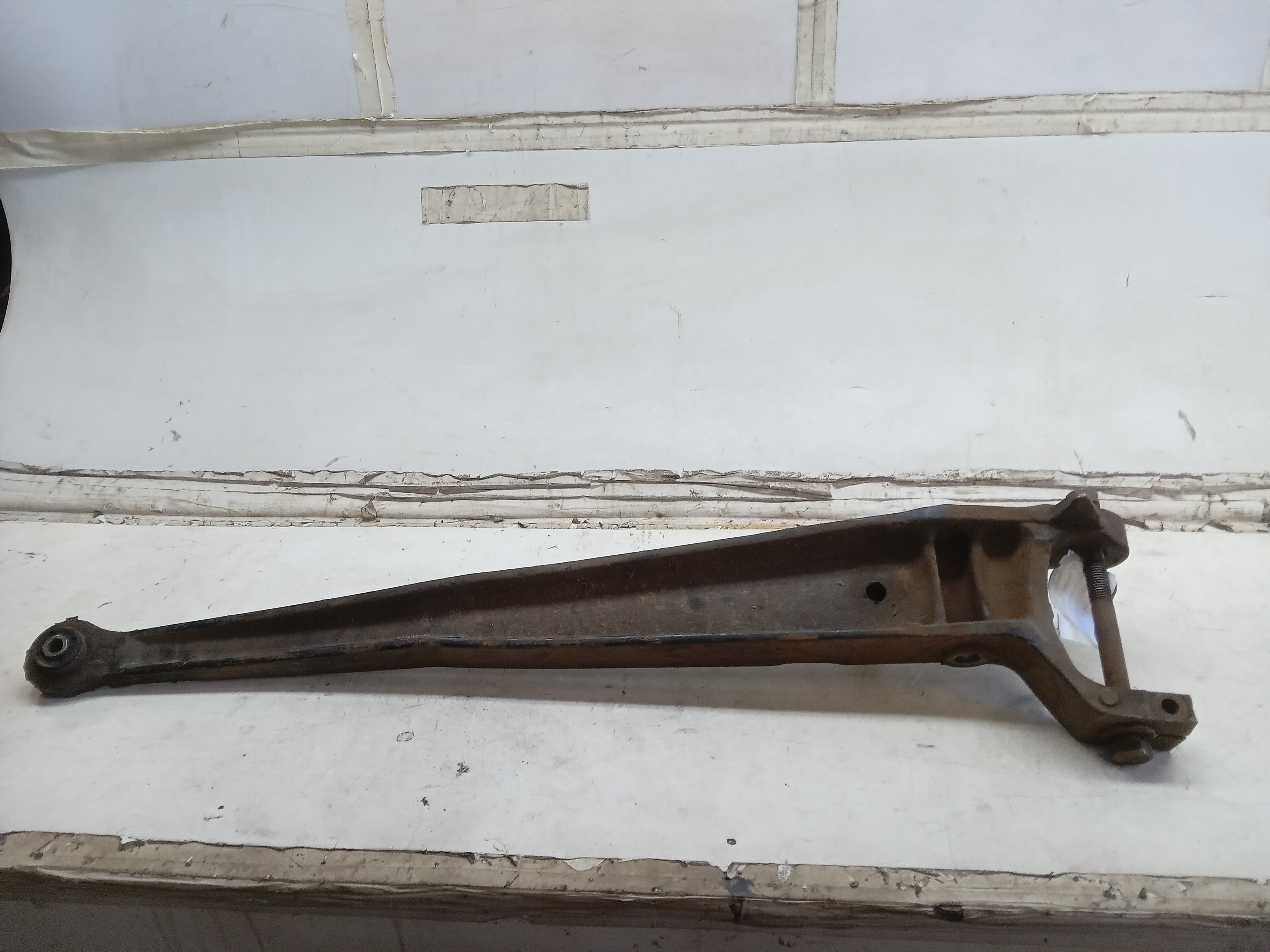 BRAÇO SUSPENSÃO DIANTEIRO LE Ford F350 2001 1