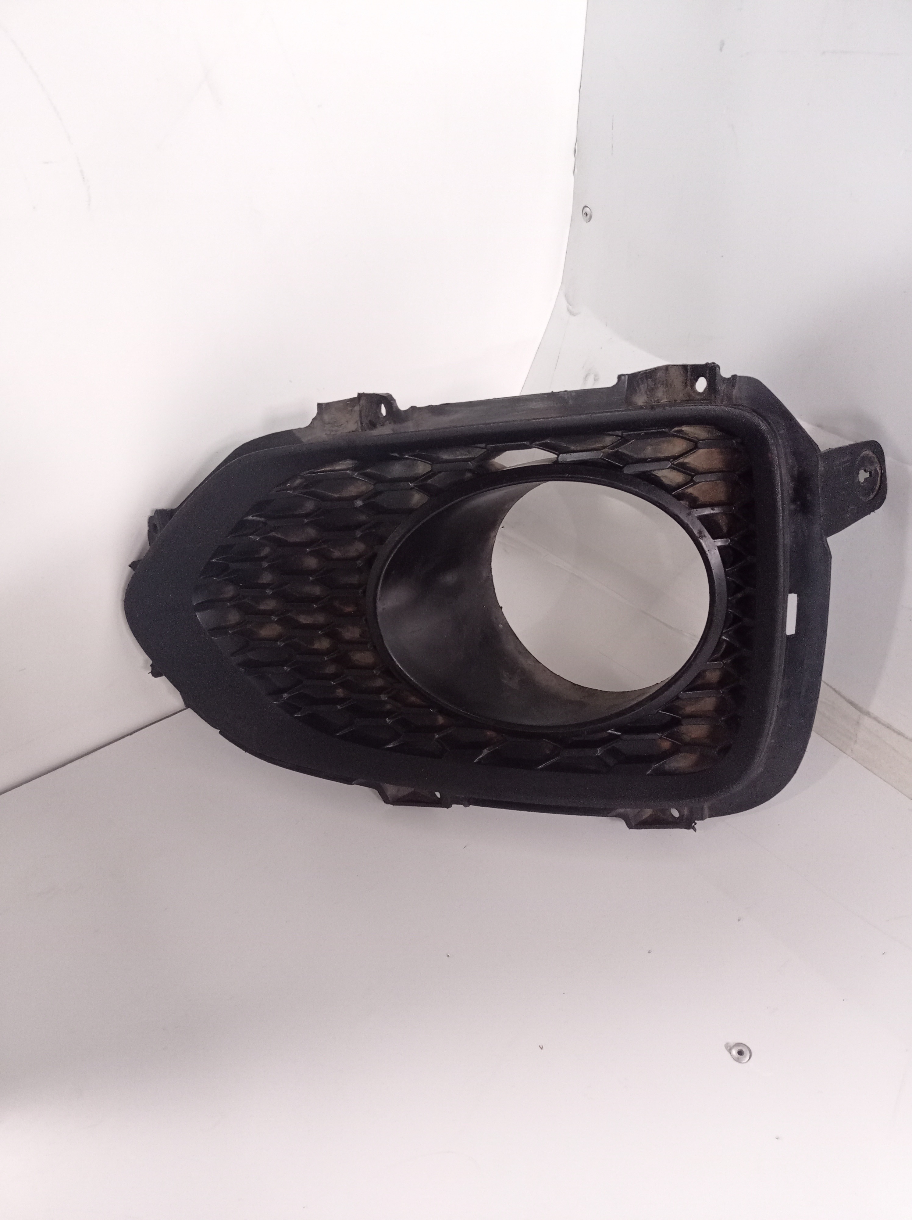 865242p010 Moldura Farol Milha Direito Kia Sorento 2010 1