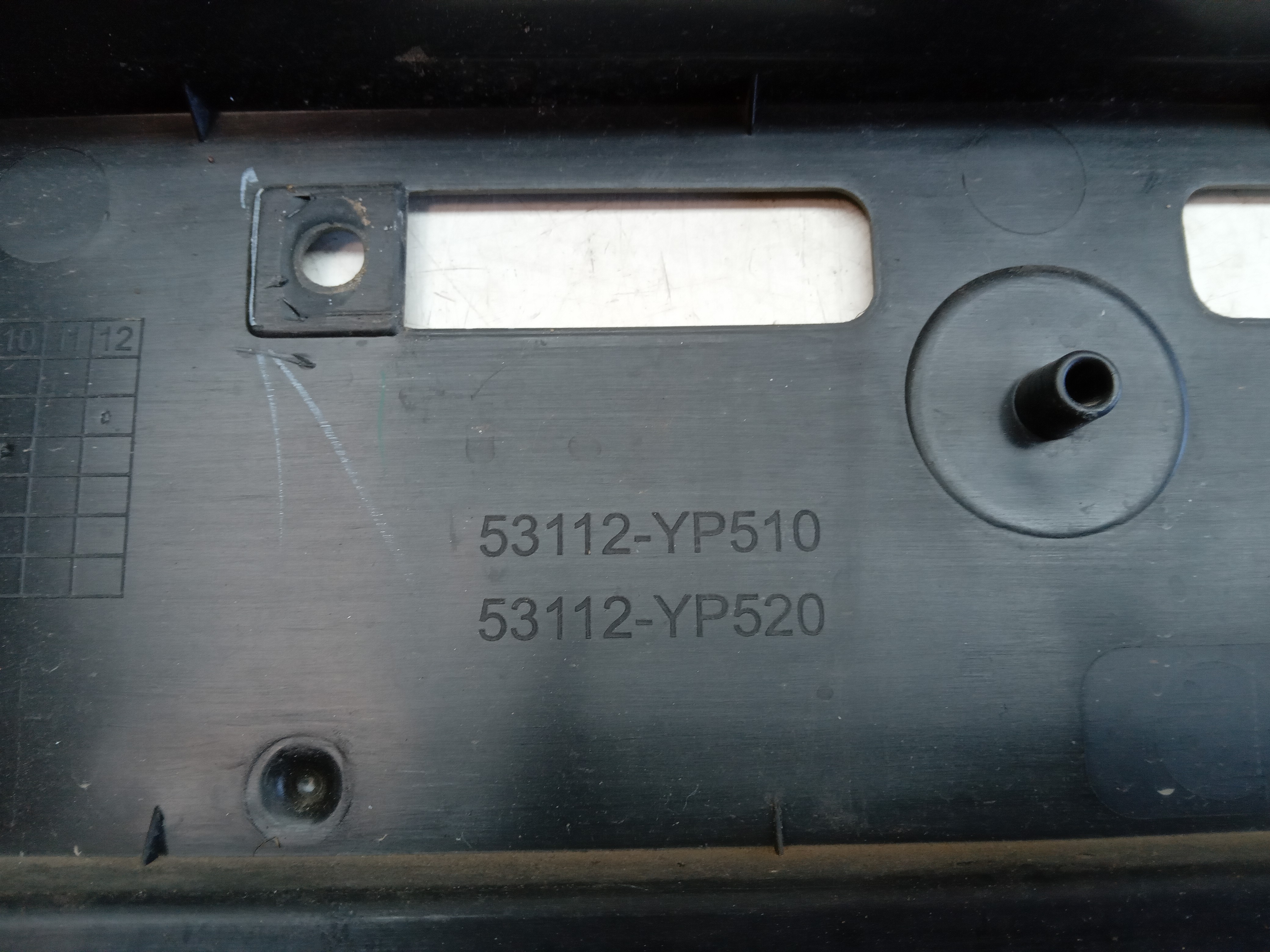GRADE DIANTEIRA INFERIOR TOYOTA YARIS 2022 3