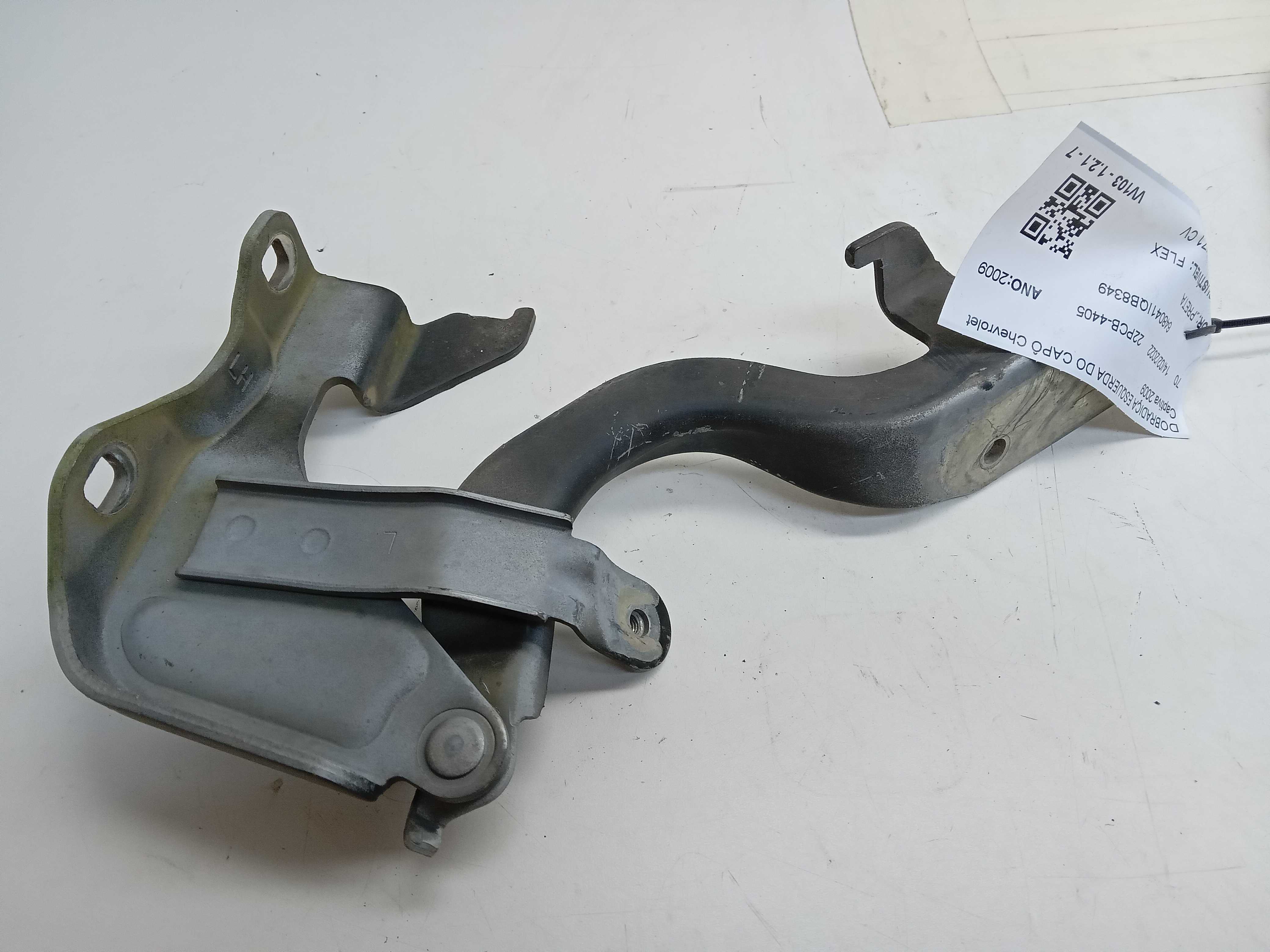DOBRADIÇA ESQUERDA DO CAPÔ Chevrolet Captiva 2009 1