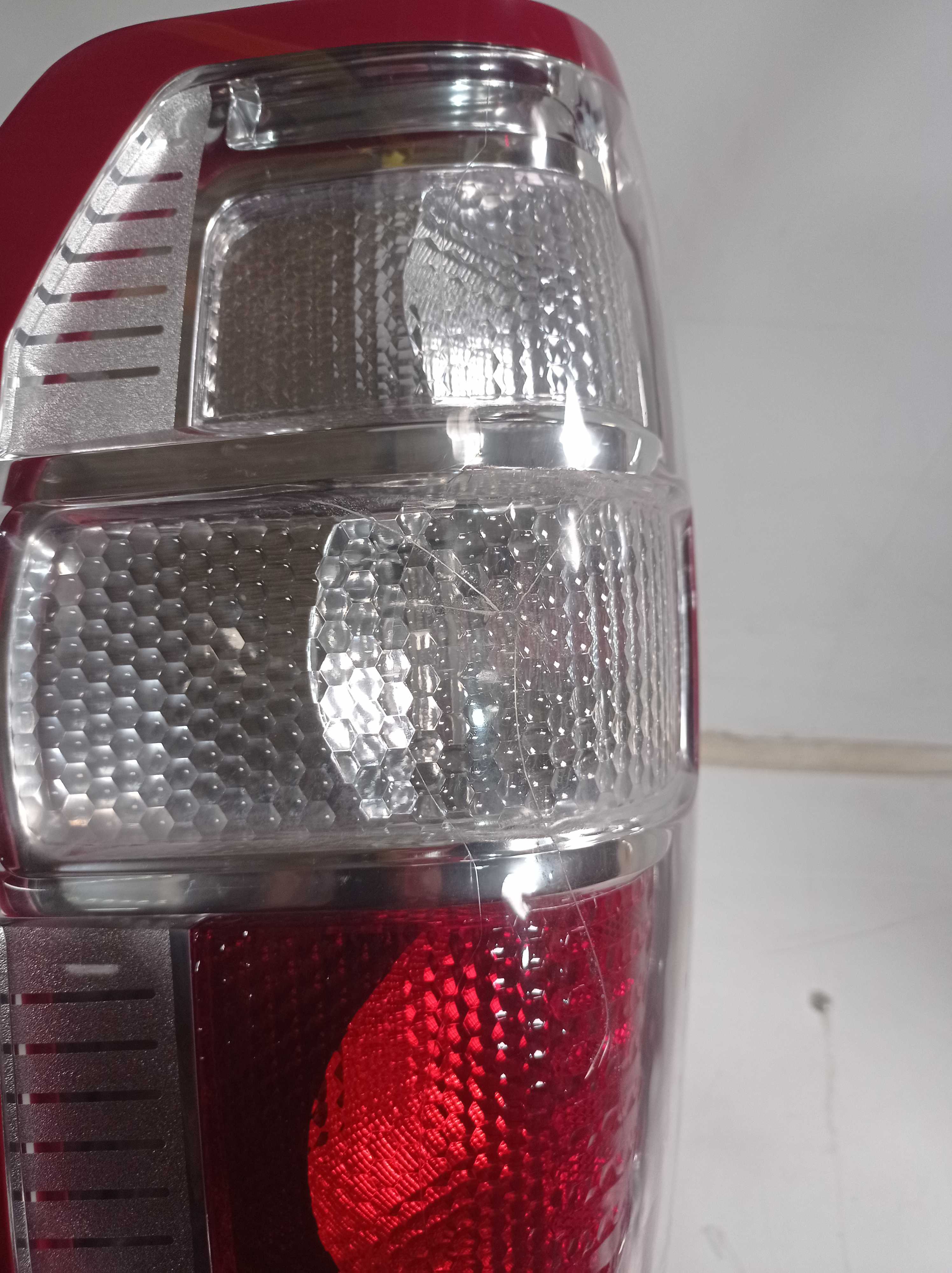 LANTERNA TRASEIRA ESQUERDA FORD RANGER 2010 2012 RECUPERADA 3