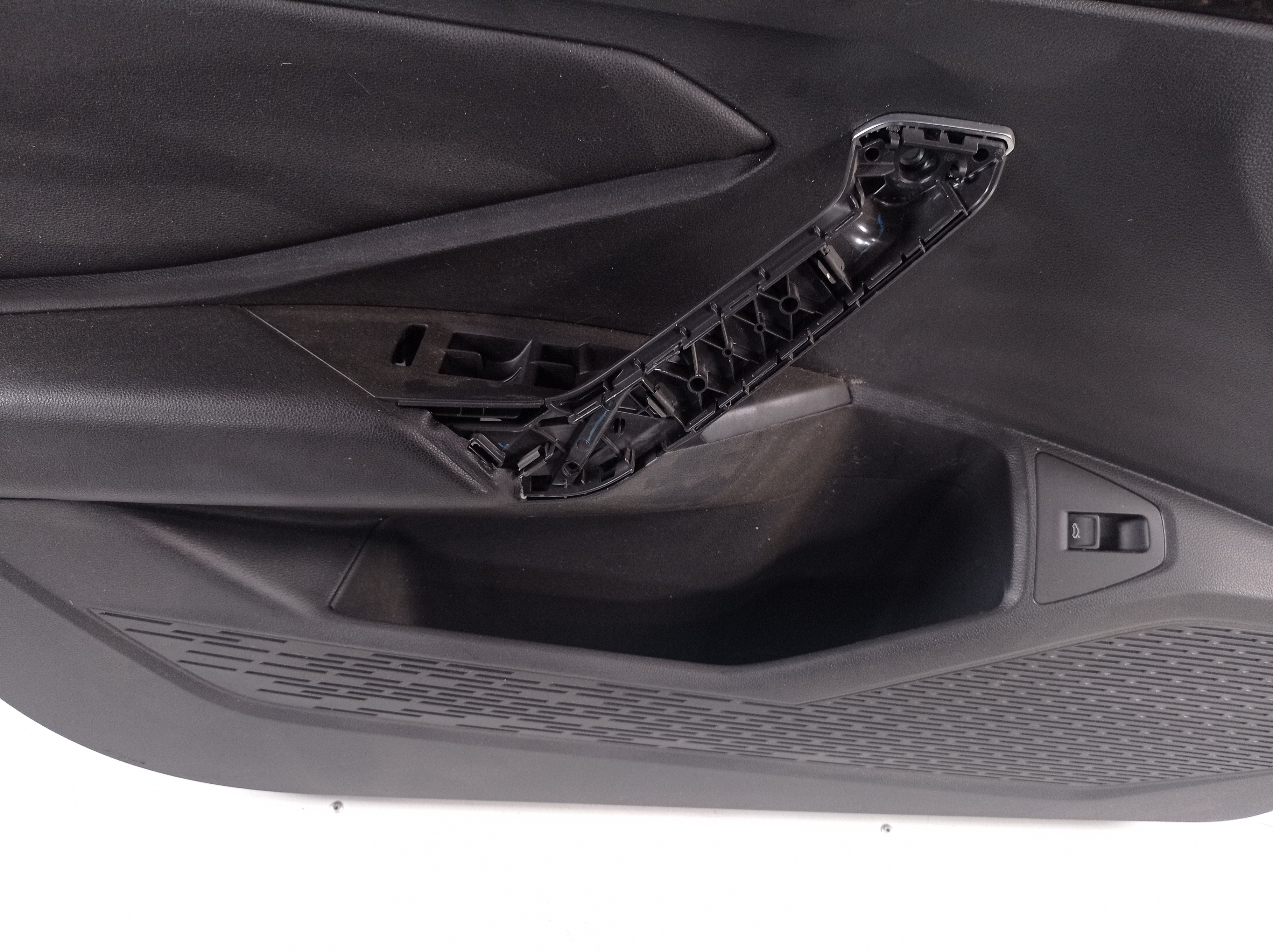 Forro De Porta Dianteira Esquerda Vw Jetta 2019 Original 10