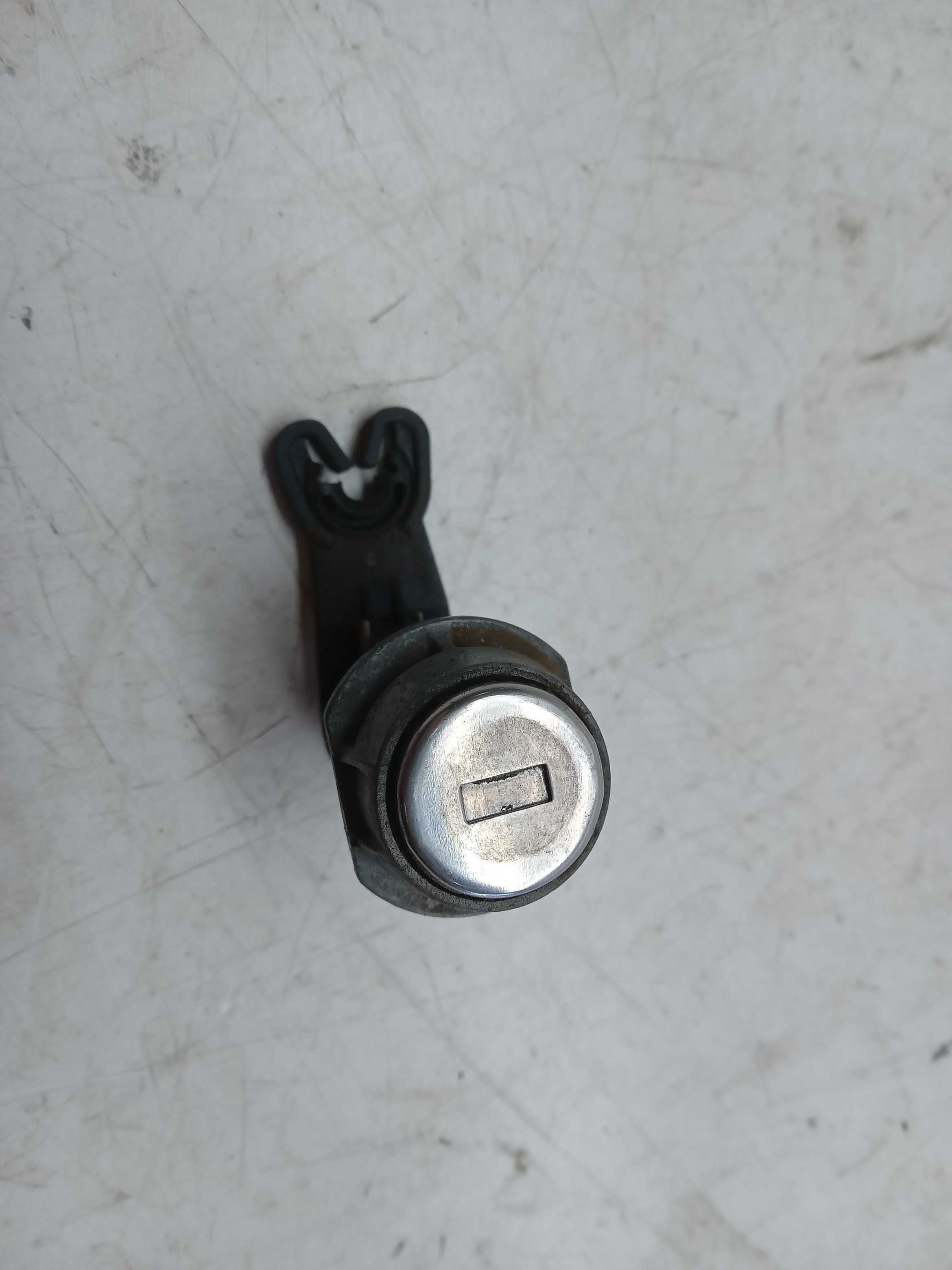 MIOLO PORTA DIANTEIRA ESQUERDA CHEVROLET COBALT 2013 1