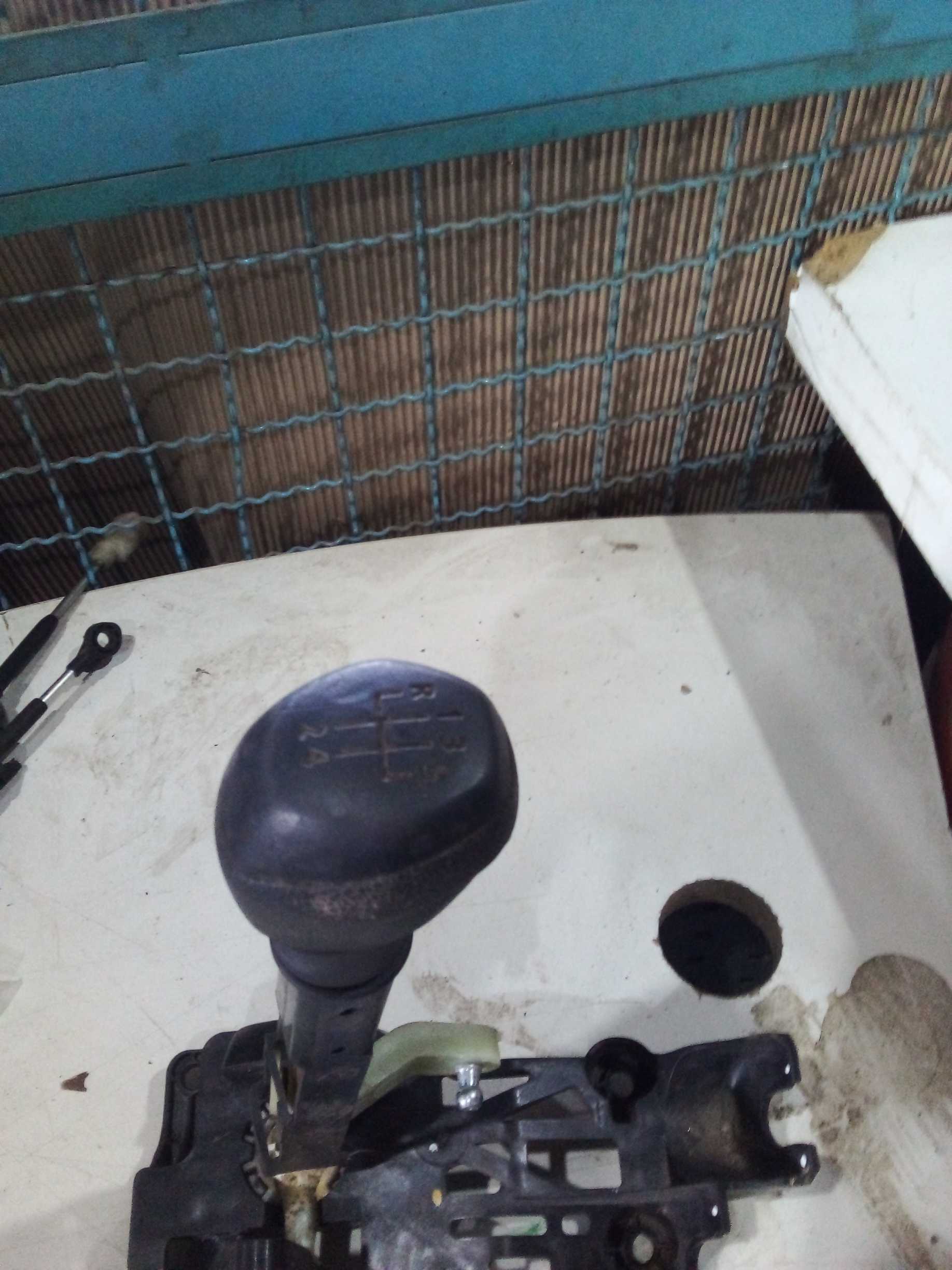 ALAVANCA DE MARCHA Renault Kwid 2019  34103758r 2