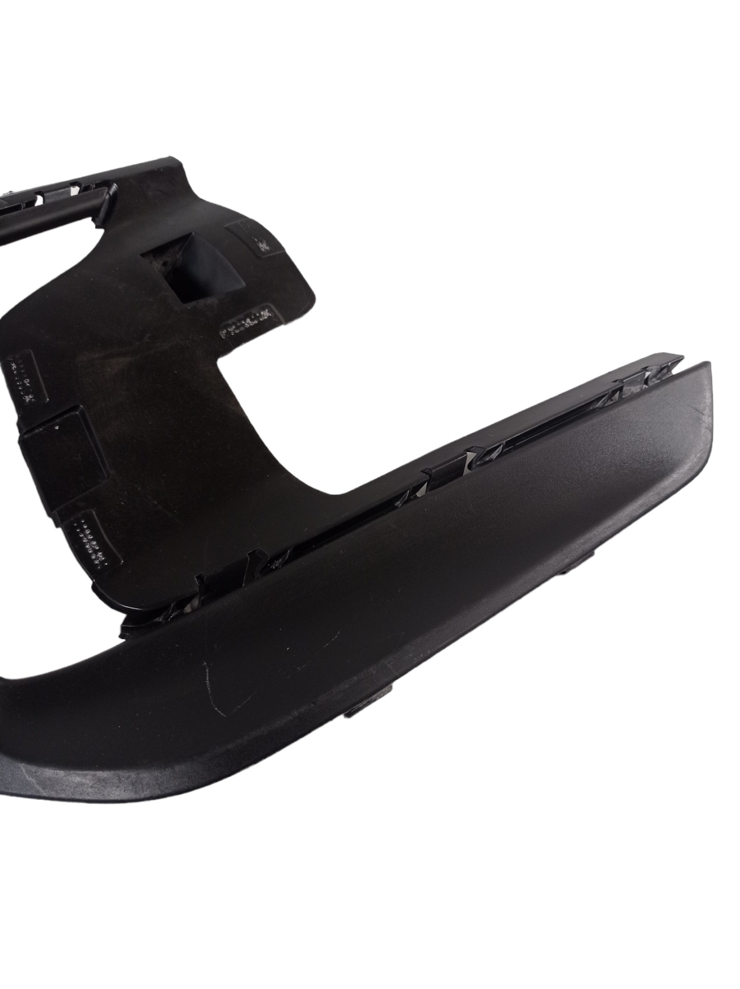 26237242 Moldura Farol Milha Direito Gm Tracker 2019 A 2021 3