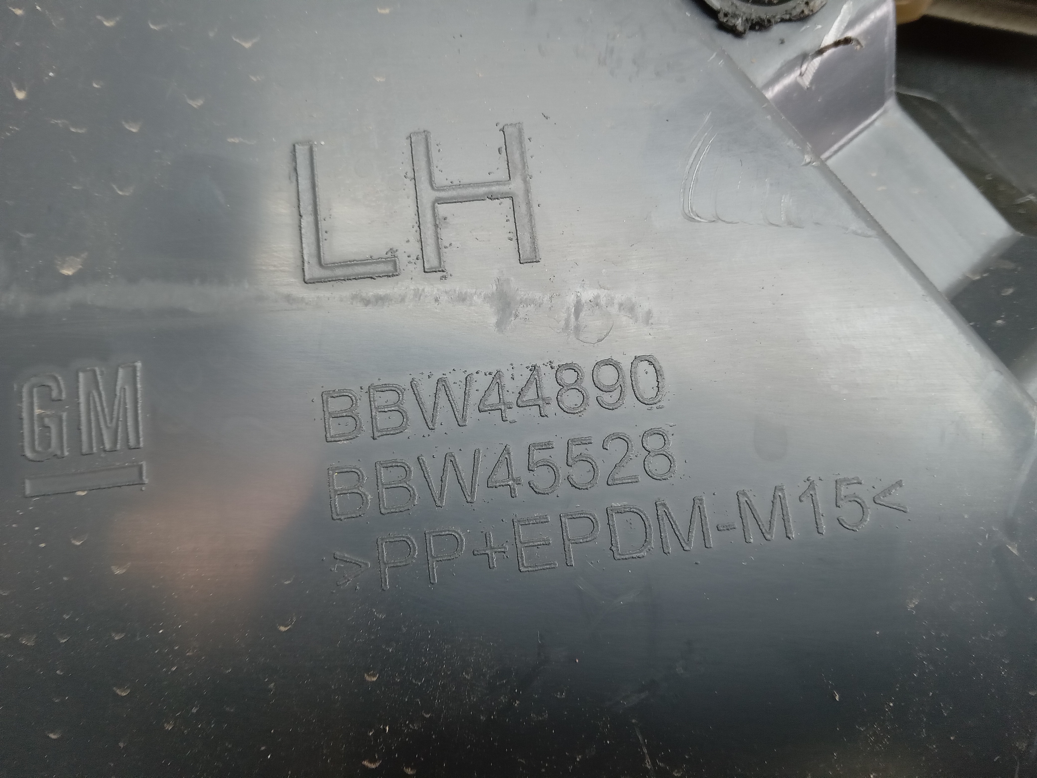 FORRO PORTA DIANT LE GM ONIX 2020 3