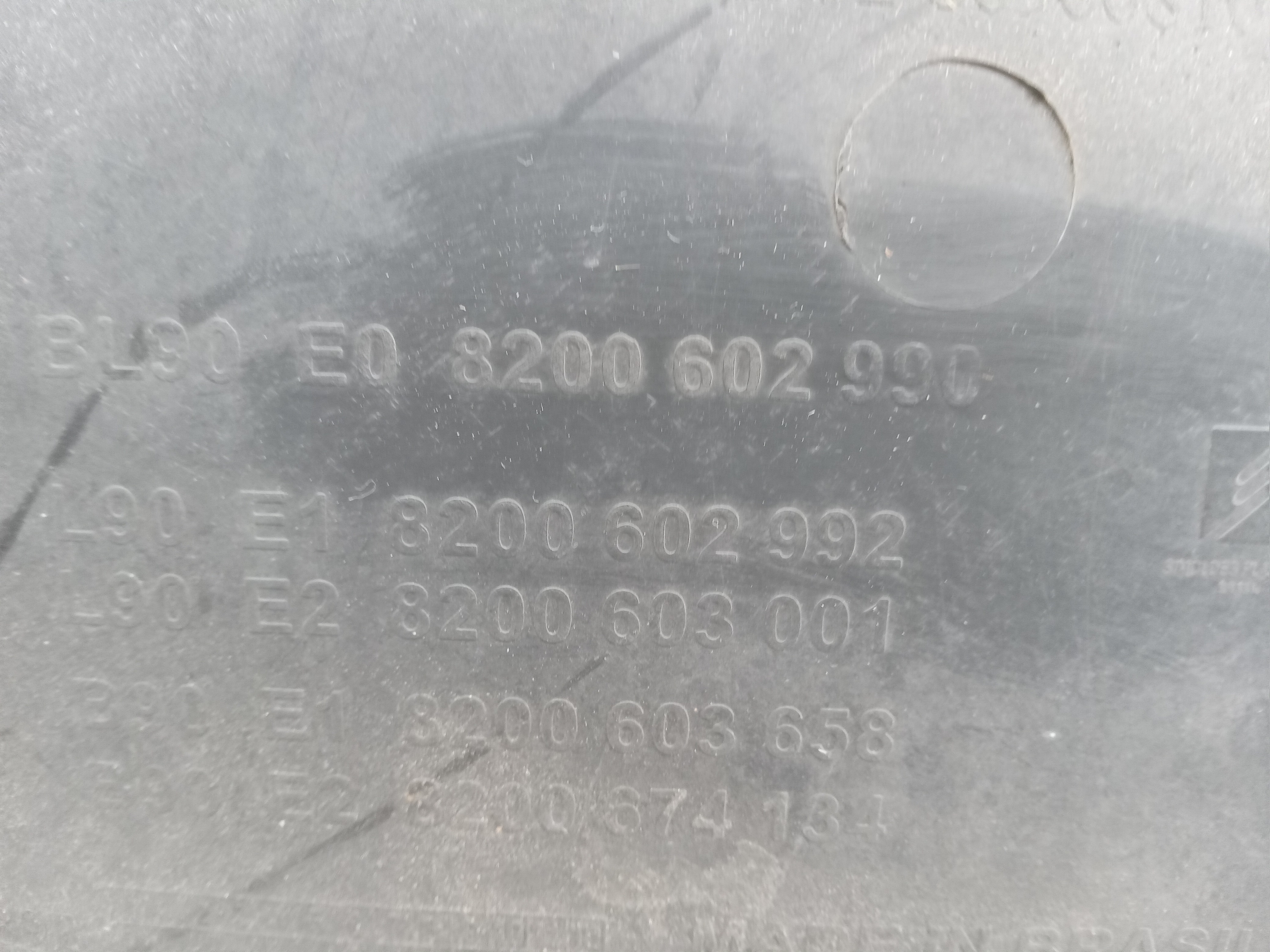FORRO PORTA DIANT LD RENAULT SANDERO 2010 3