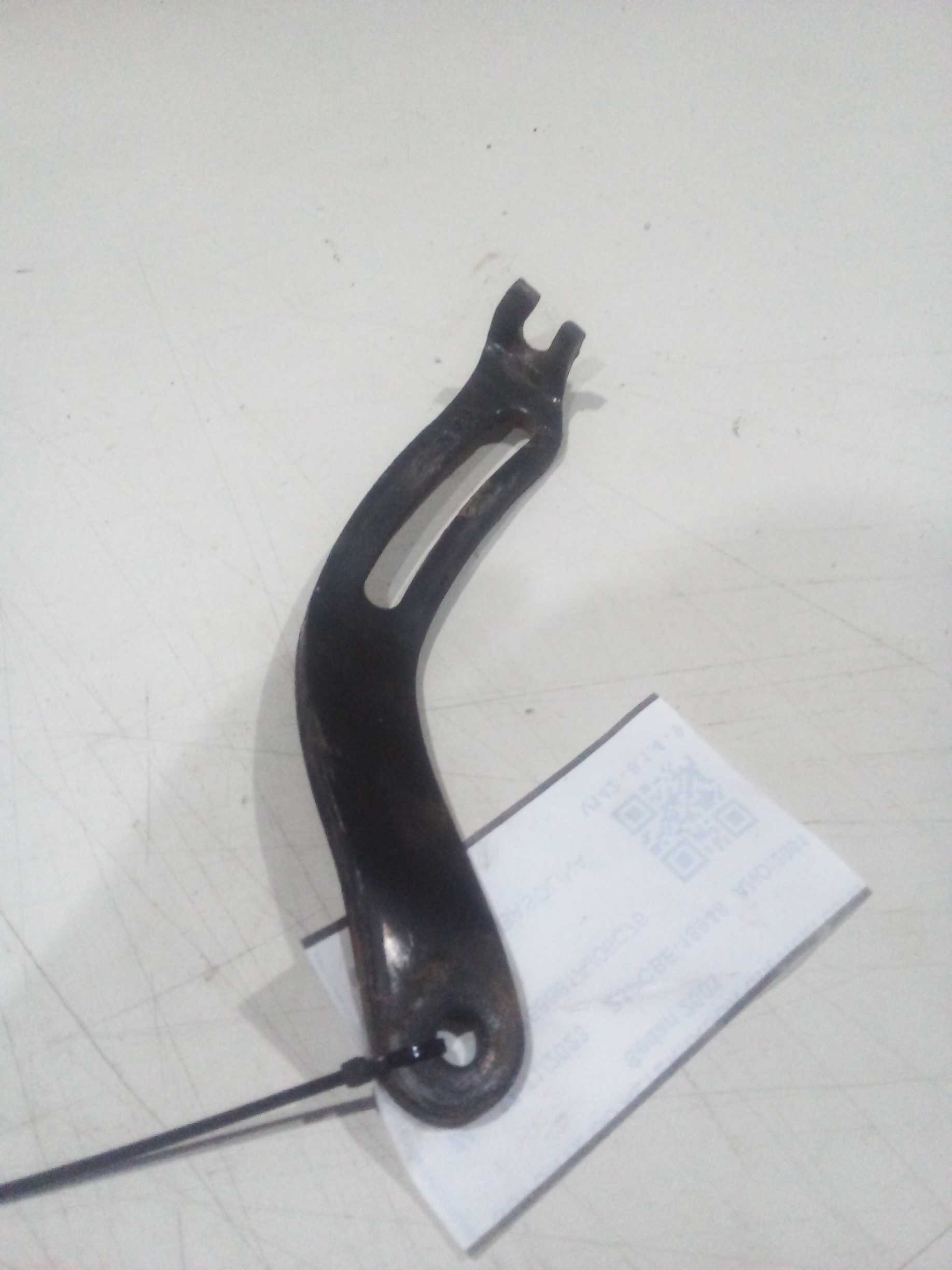 SUPORTE DO ALTERNADOR Chevrolet Corsa Sedan 2001
