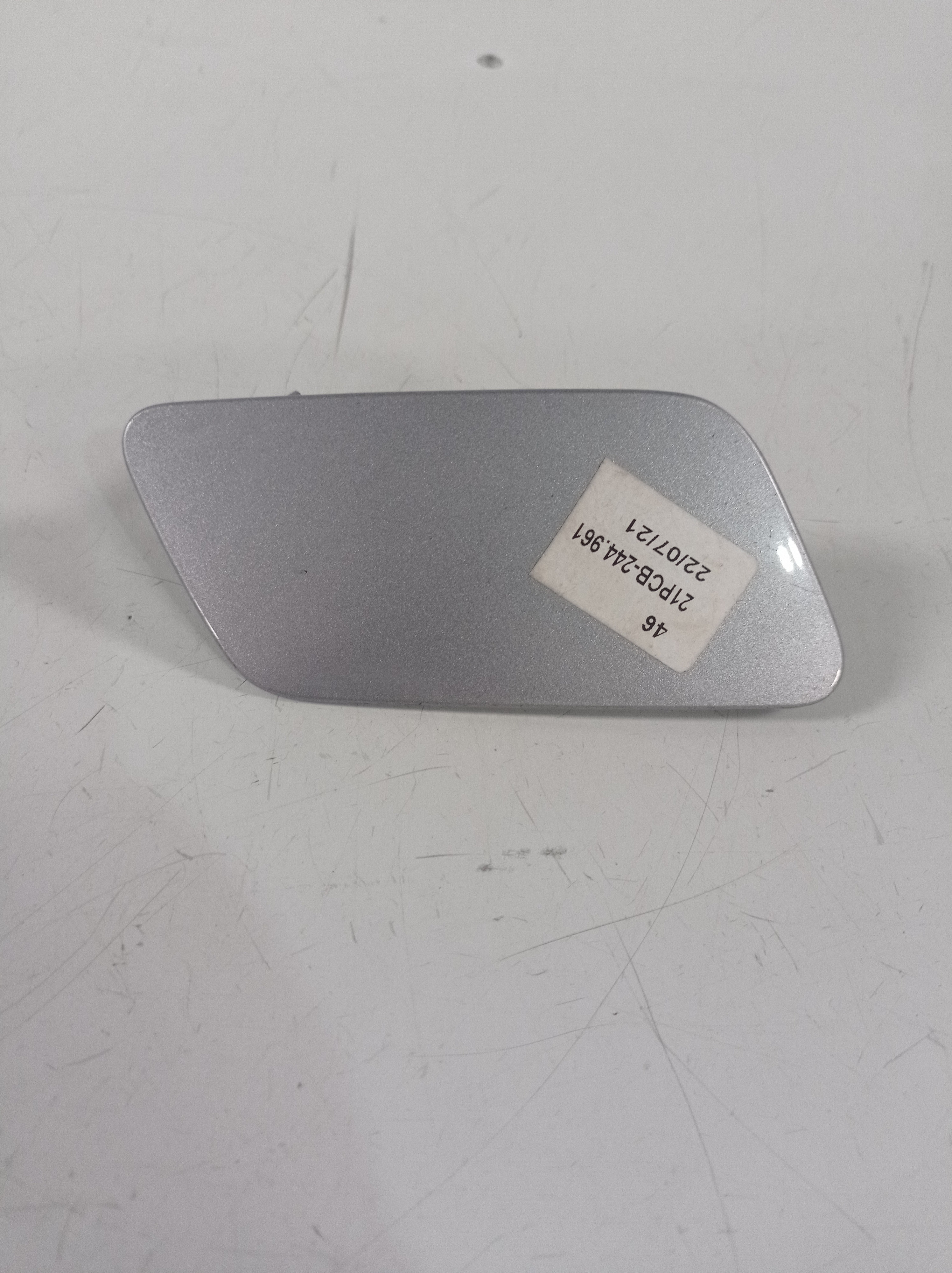 8v5955276 Tampa Esguicho Do Farol Direito Audi A3 2013 2016