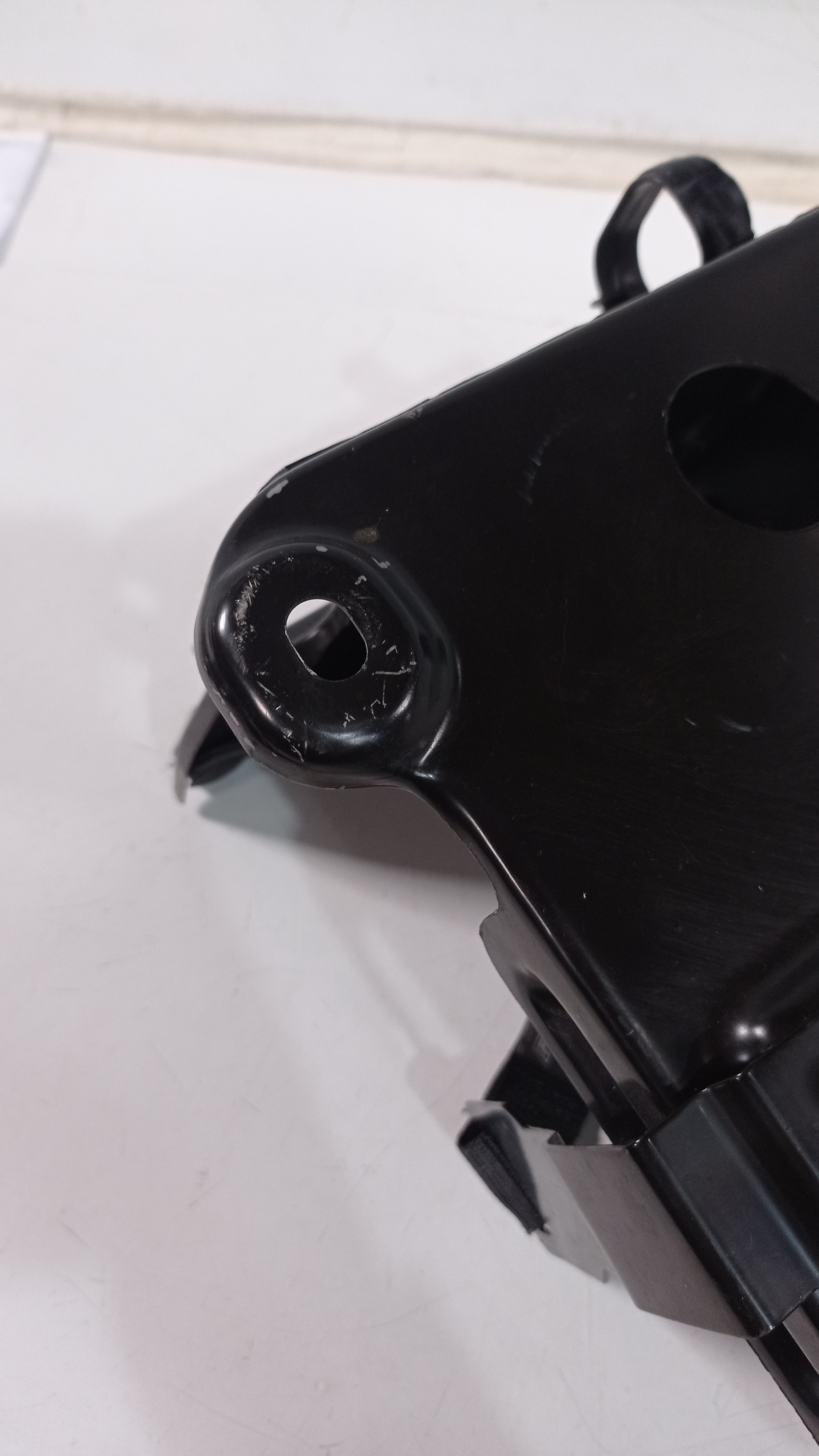 Suporte Bateria Fiat Mobi 2019 2020 6