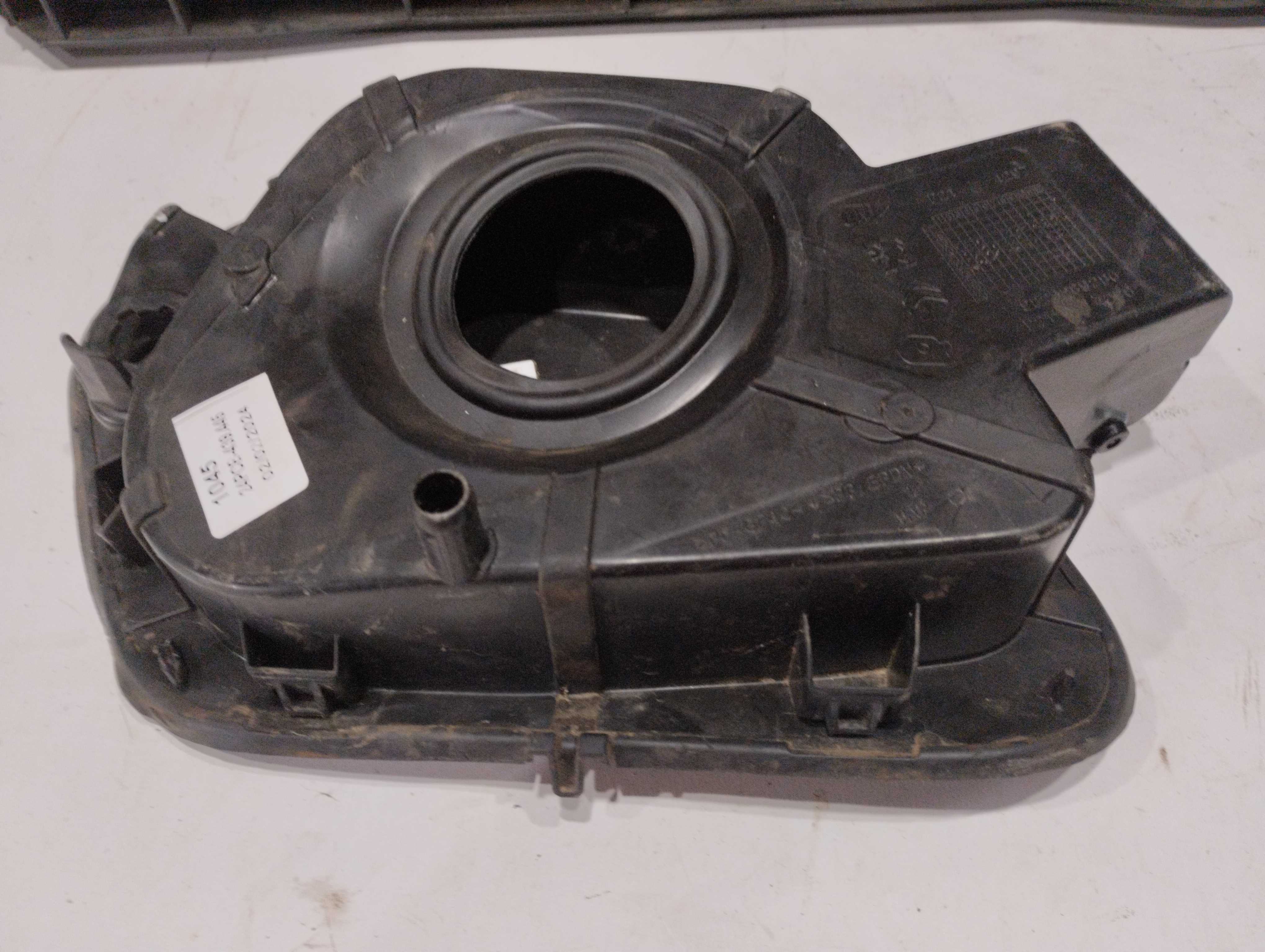 Portinhola tampa combustível Peugeot 405 208 2021 3