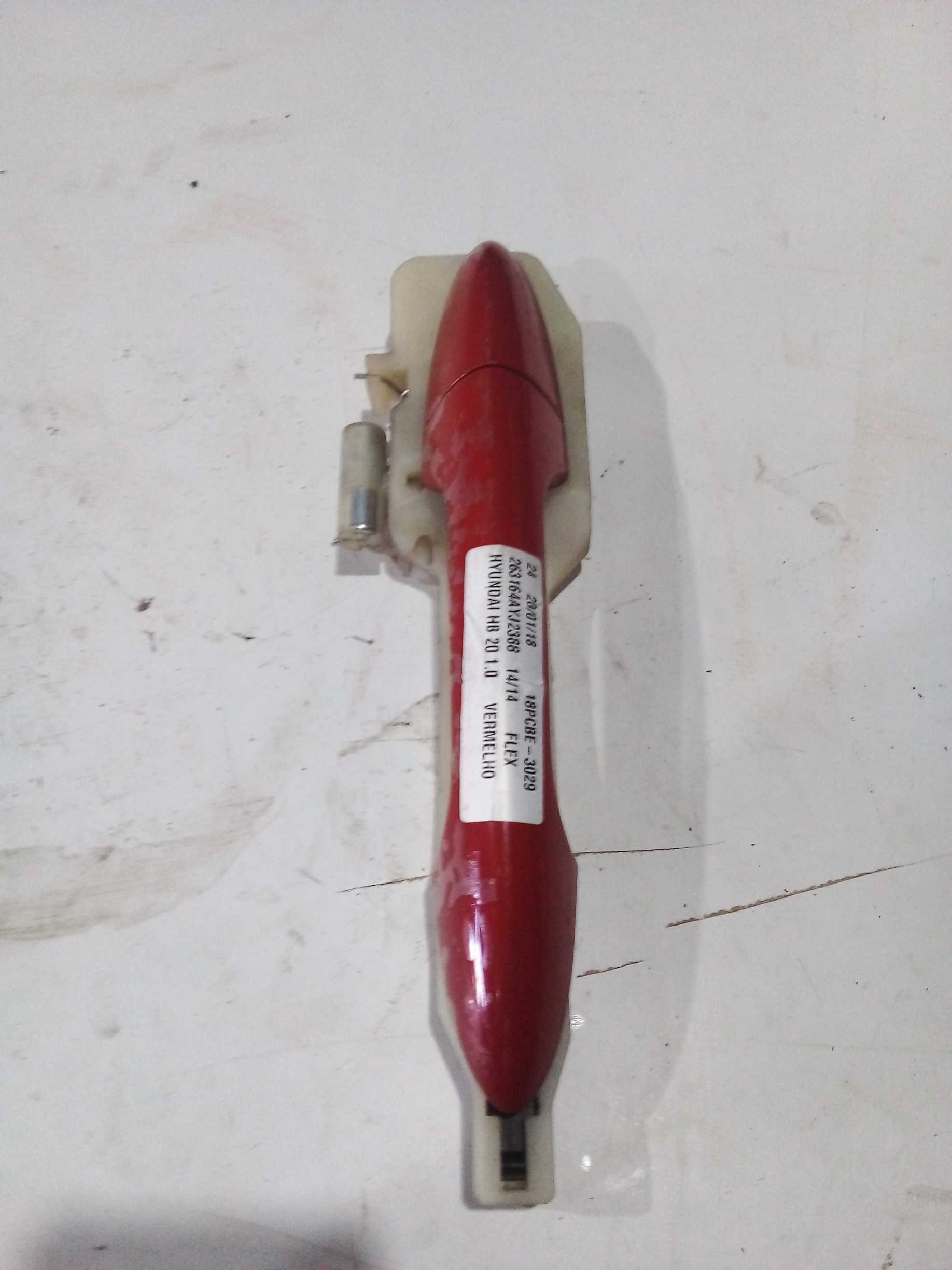 MACANETA EXT TRASEIRA ESQ HB 20 2014 2014011 1