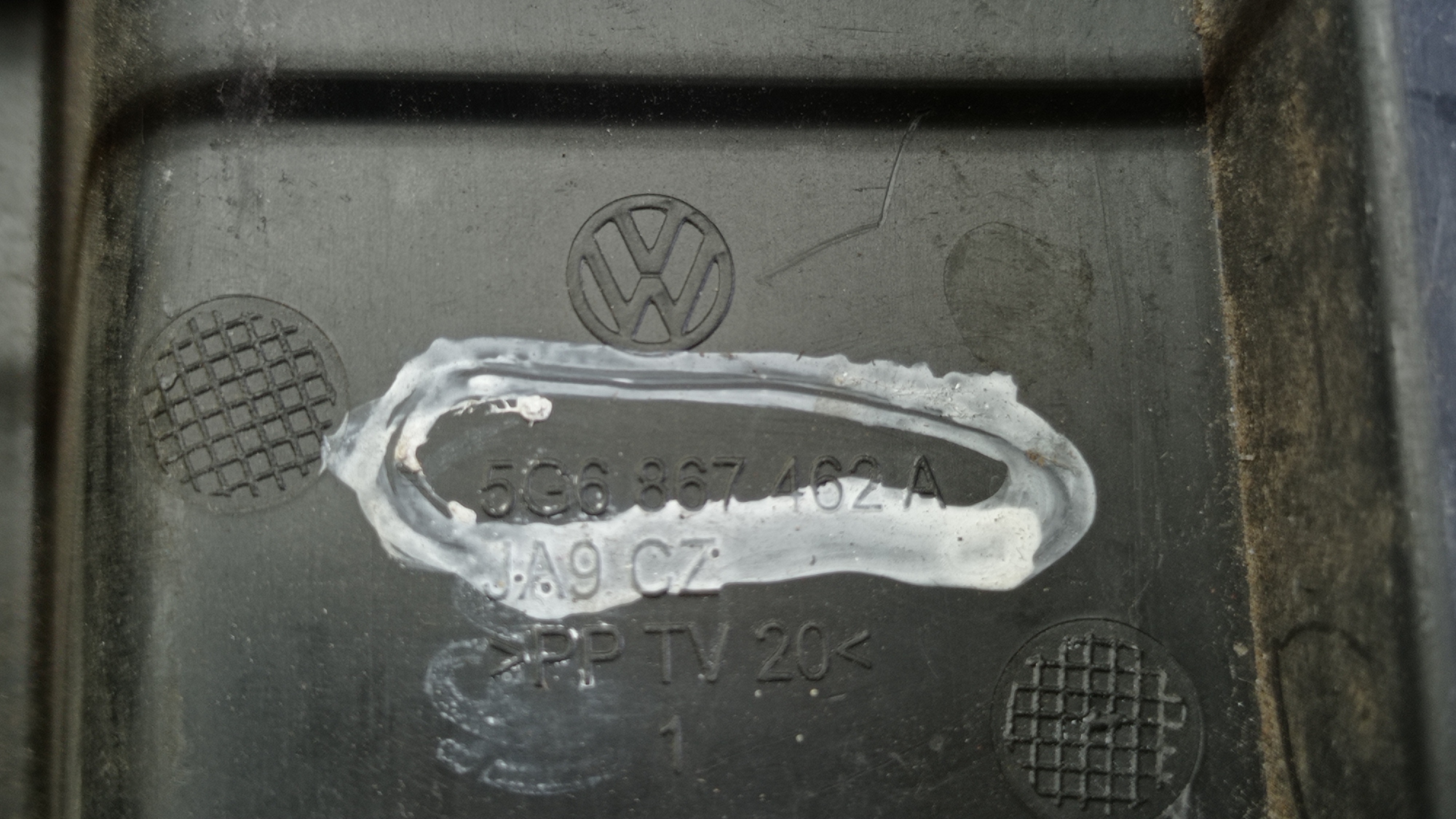 5g6867462a  Tampa Acabamento Bagagito Vw Golf Tsi 2014 3