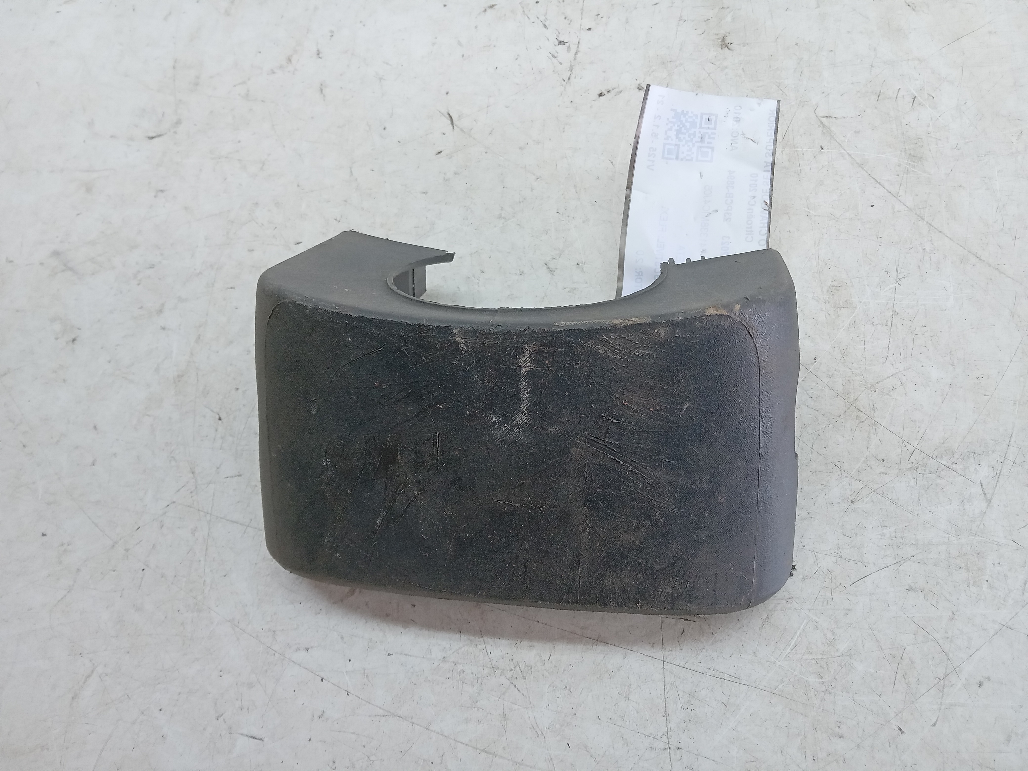 ACABAMENTO CHAVE SETA SUPERIOR CITROEN C4 2010 1