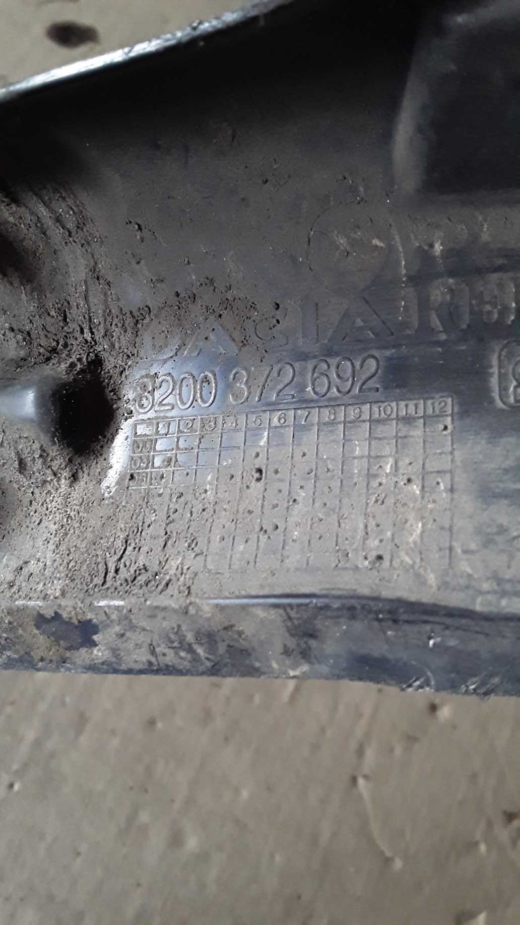 Proteção Sensor Traseiro Esquero Sandero 2003 A 2010 3