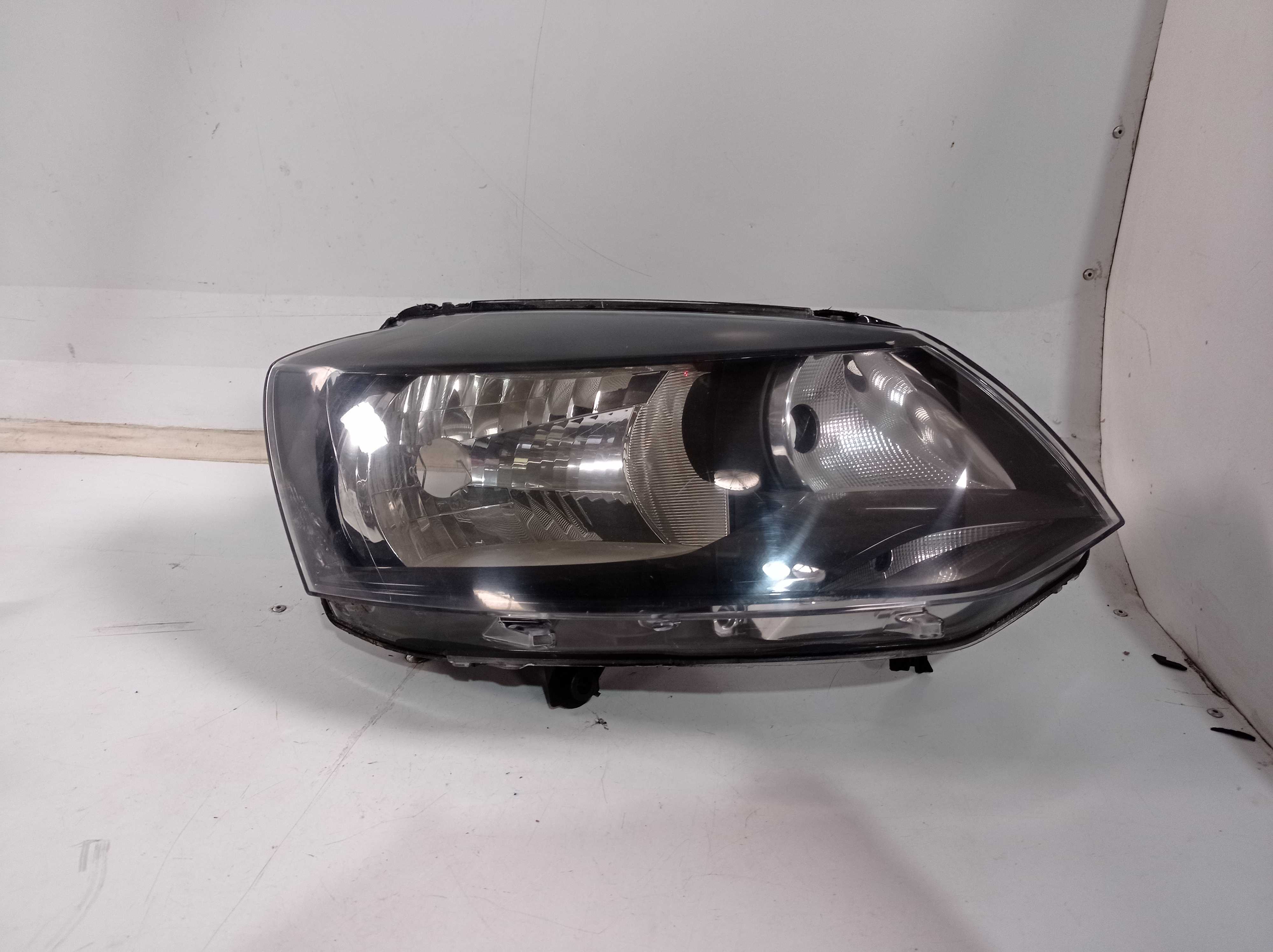 FAROL DIREITO VOLKSWAGEN FOX 2012 RECONDICIONADO 1