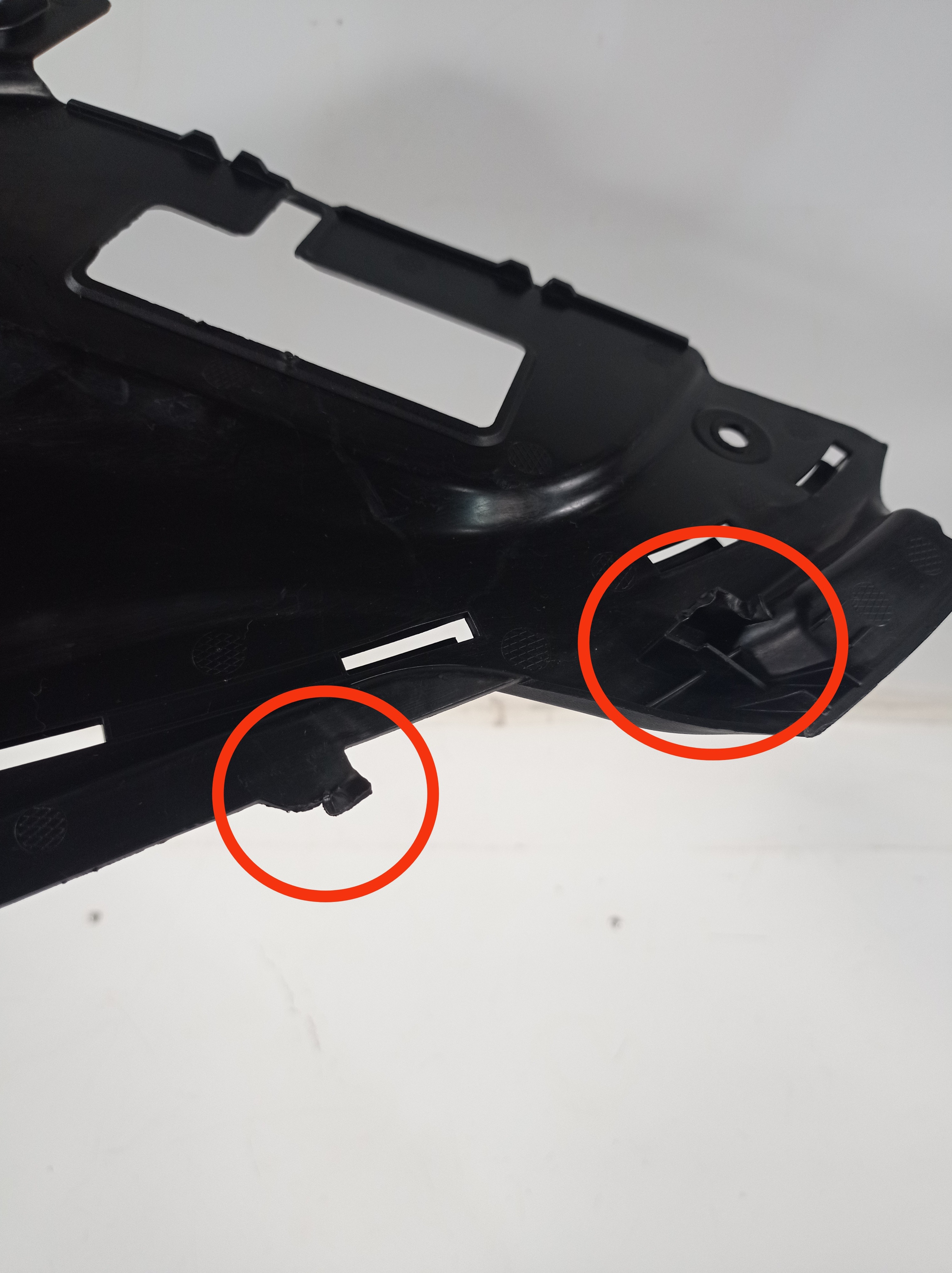 31442733 Acabamento Sup Esq Radiador Volvo Xc90 2021 5